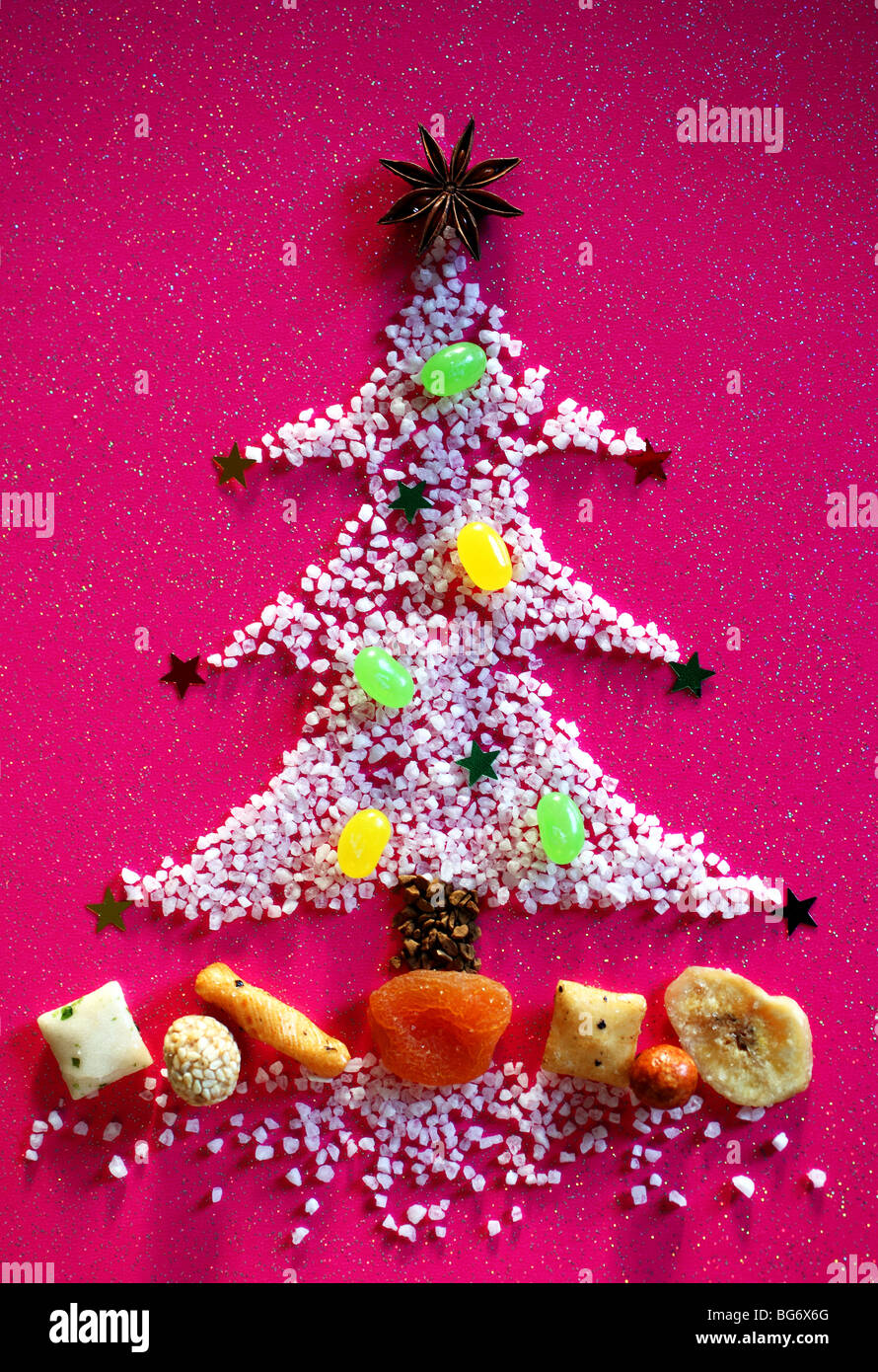 Essen würzigen Weihnachtsbaum Pfeffer Salz essen Essen Mahlzeit Menü lecker lecker zuckerhaltigen Süßigkeiten Bonbon Zucker wenig Futter füttern Stockfoto