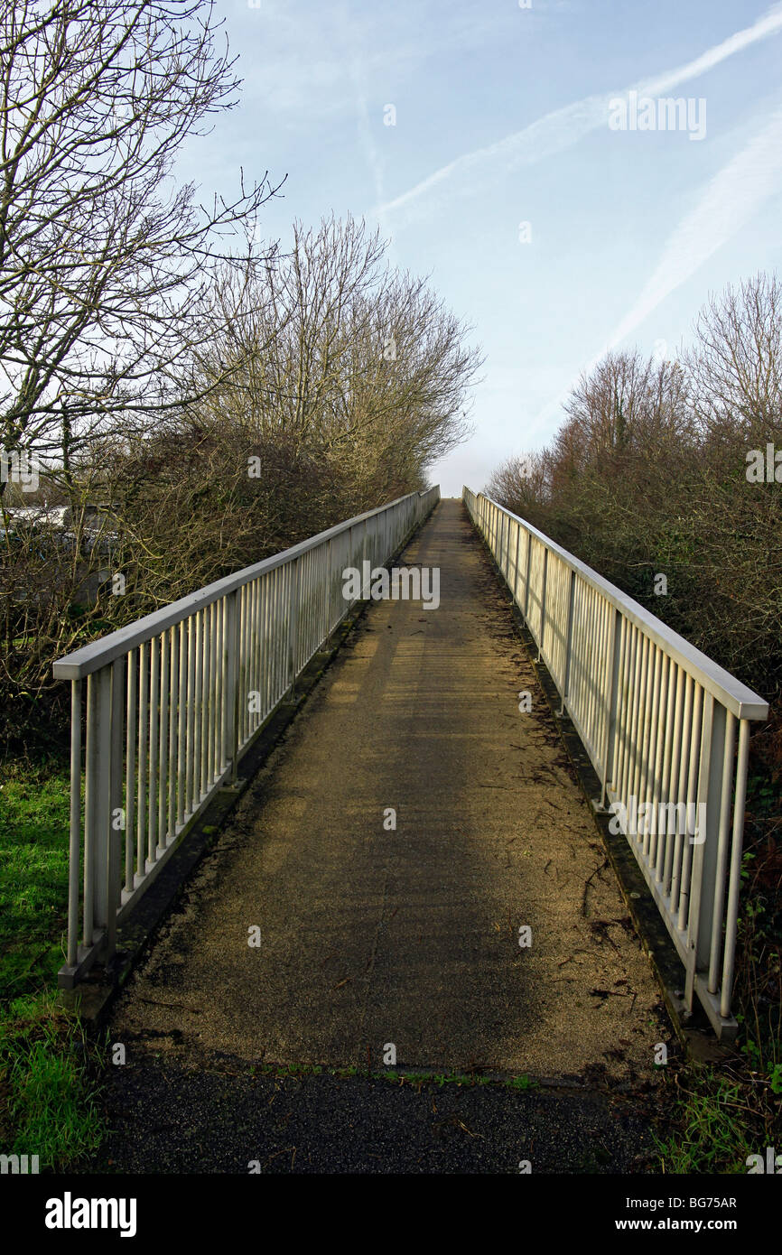 Fußgängerbrücke, nirgendwo Cornwall UK Stockfoto