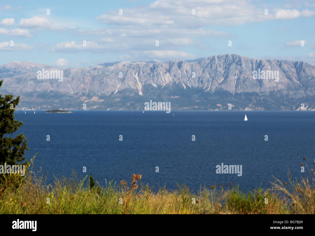 Blick über das Ionische Meer von der griechischen Insel Lefkas Richtung Festland Stockfoto