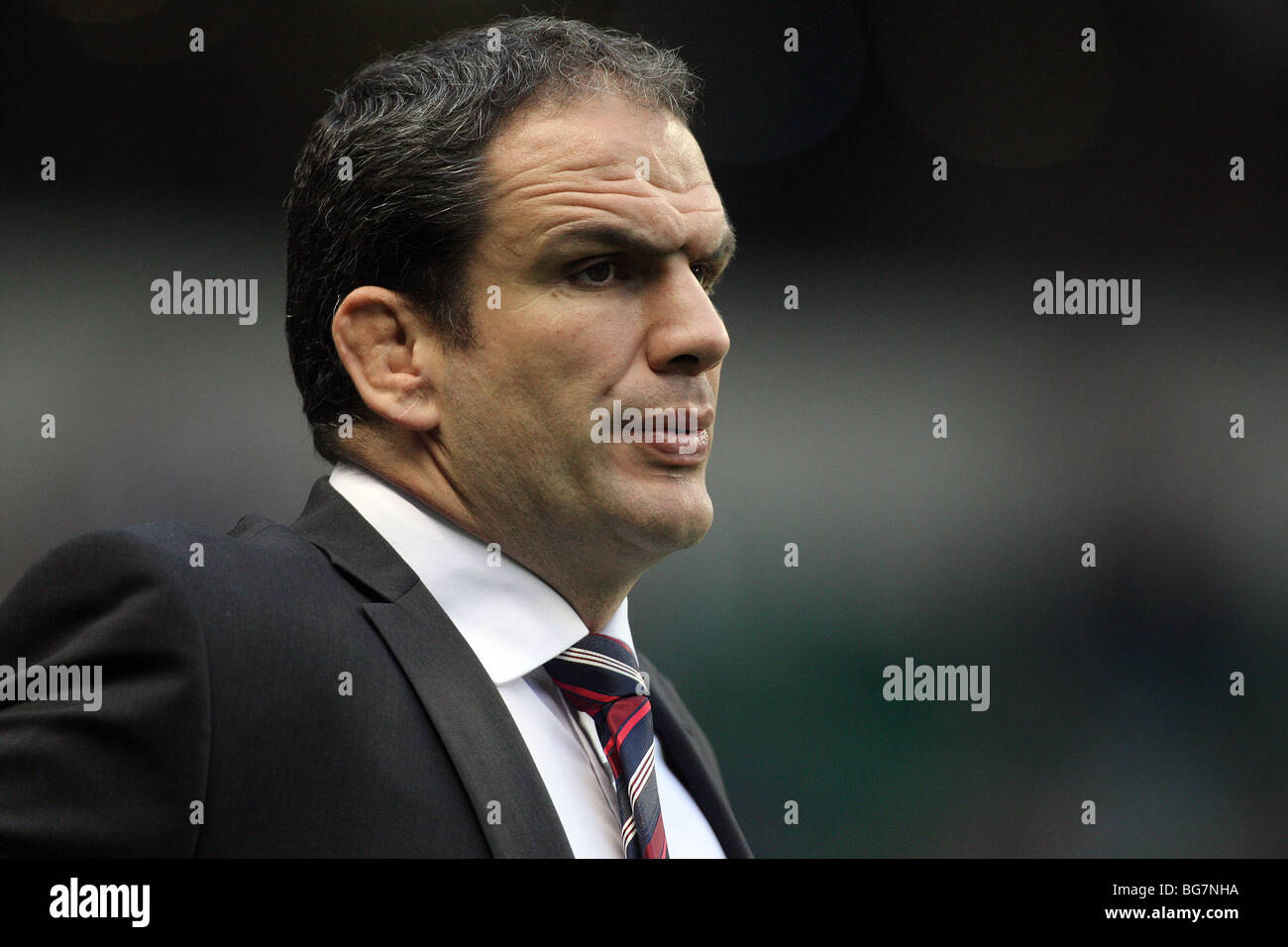 MARTIN JOHNSON ENGLAND V Neuseeland TWICKENHAM MIDDLESEX ENGLAND 21. November 2009 Stockfoto