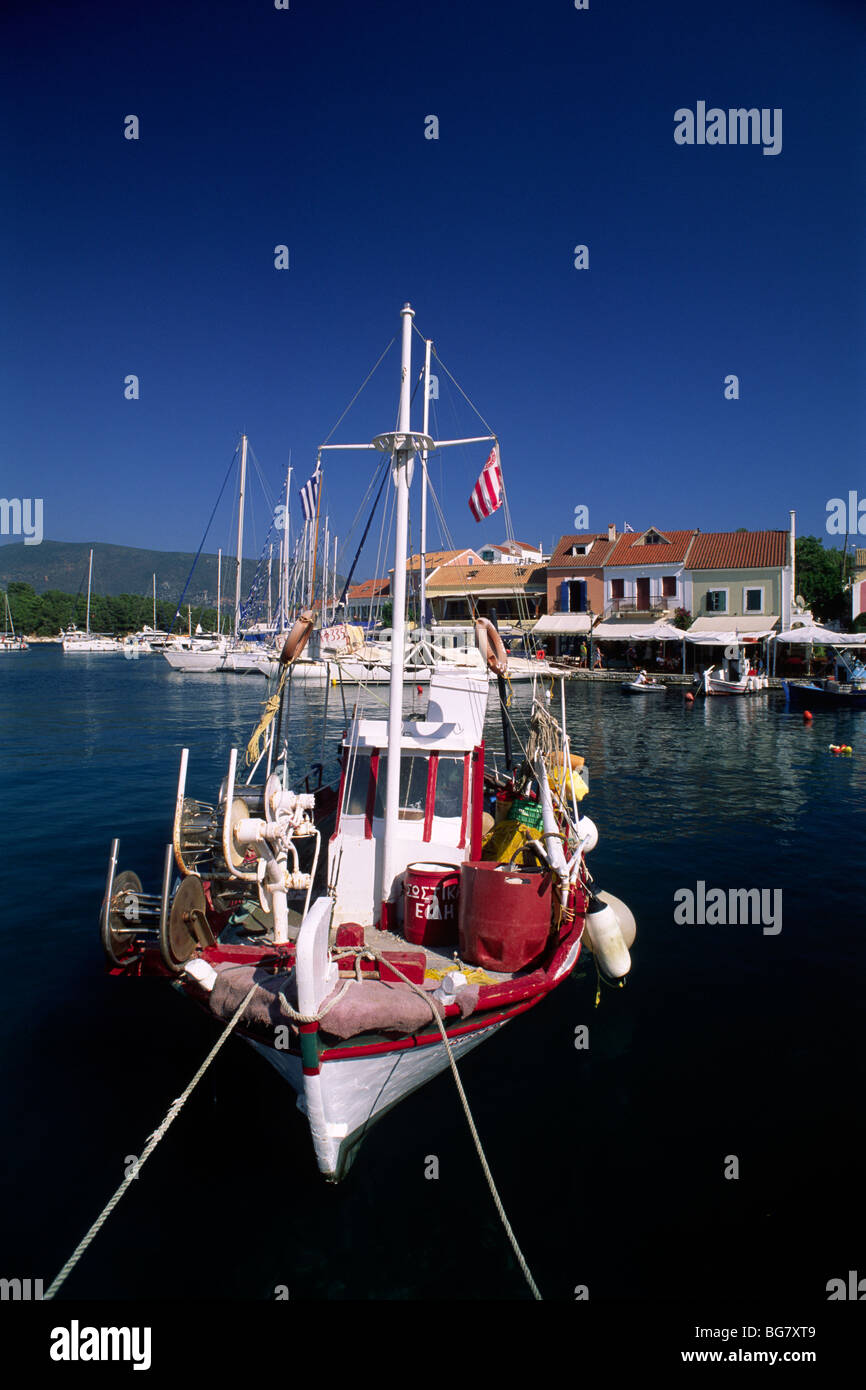 Griechenland, Ionische Inseln, Kefalonia, Fiskardo, Fischerboot Stockfoto