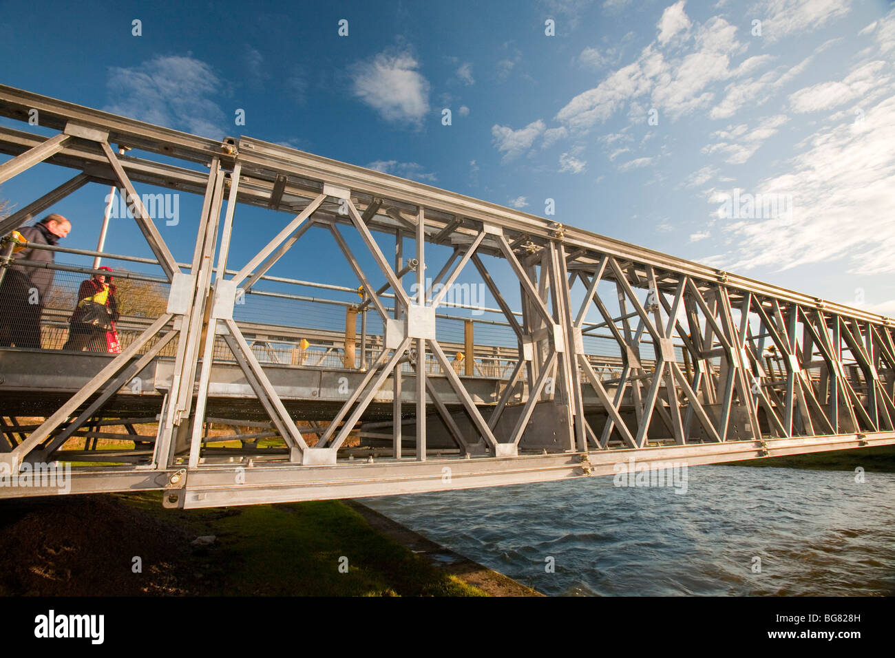 Barker, Kreuzung in Workington, gebaut von der Armee nach die verheerenden Überschwemmungen alle Brücken entfernt, gewaschen Cumbria, UK. Stockfoto