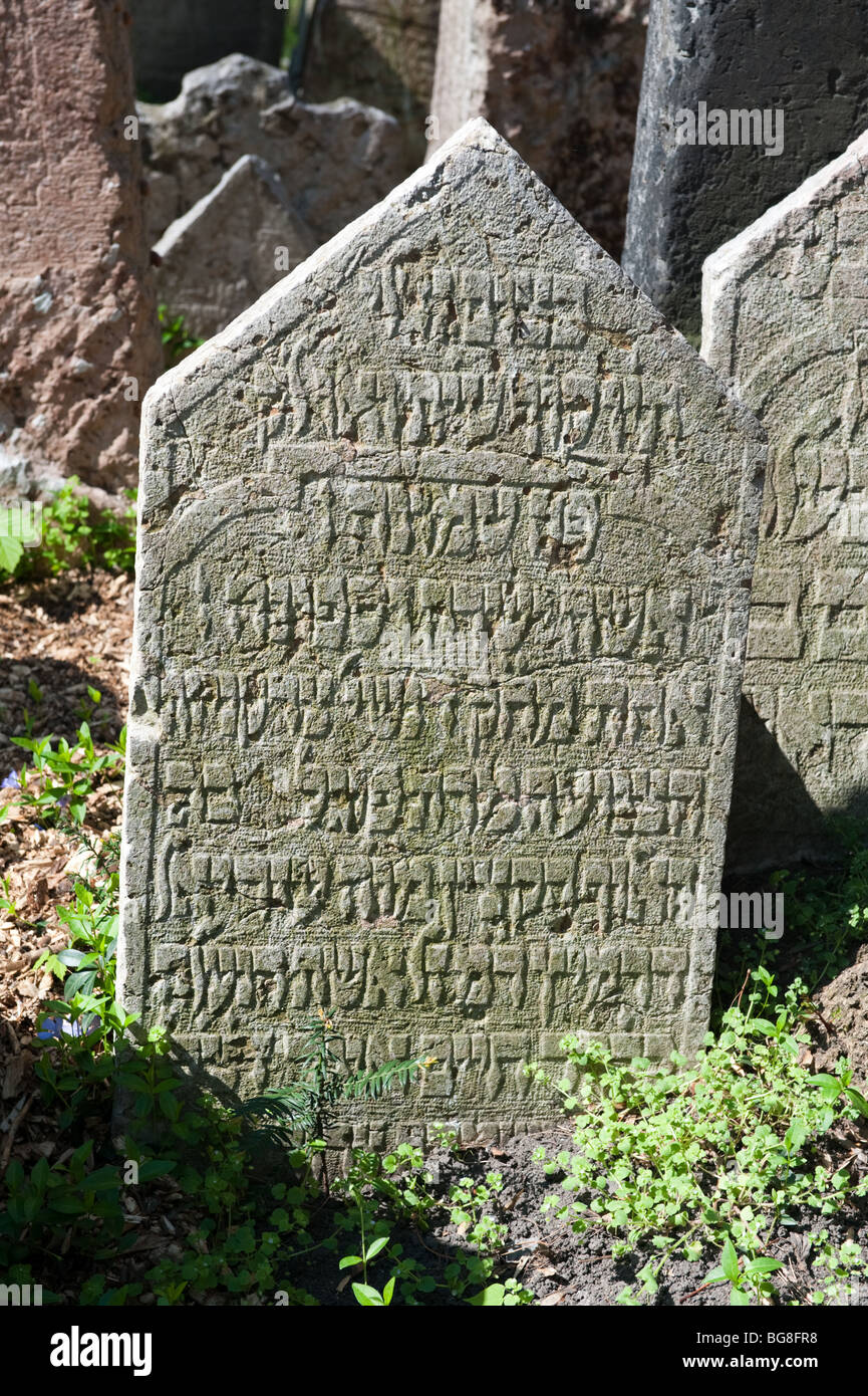 Jüdischer Friedhof in Prag Stockfoto