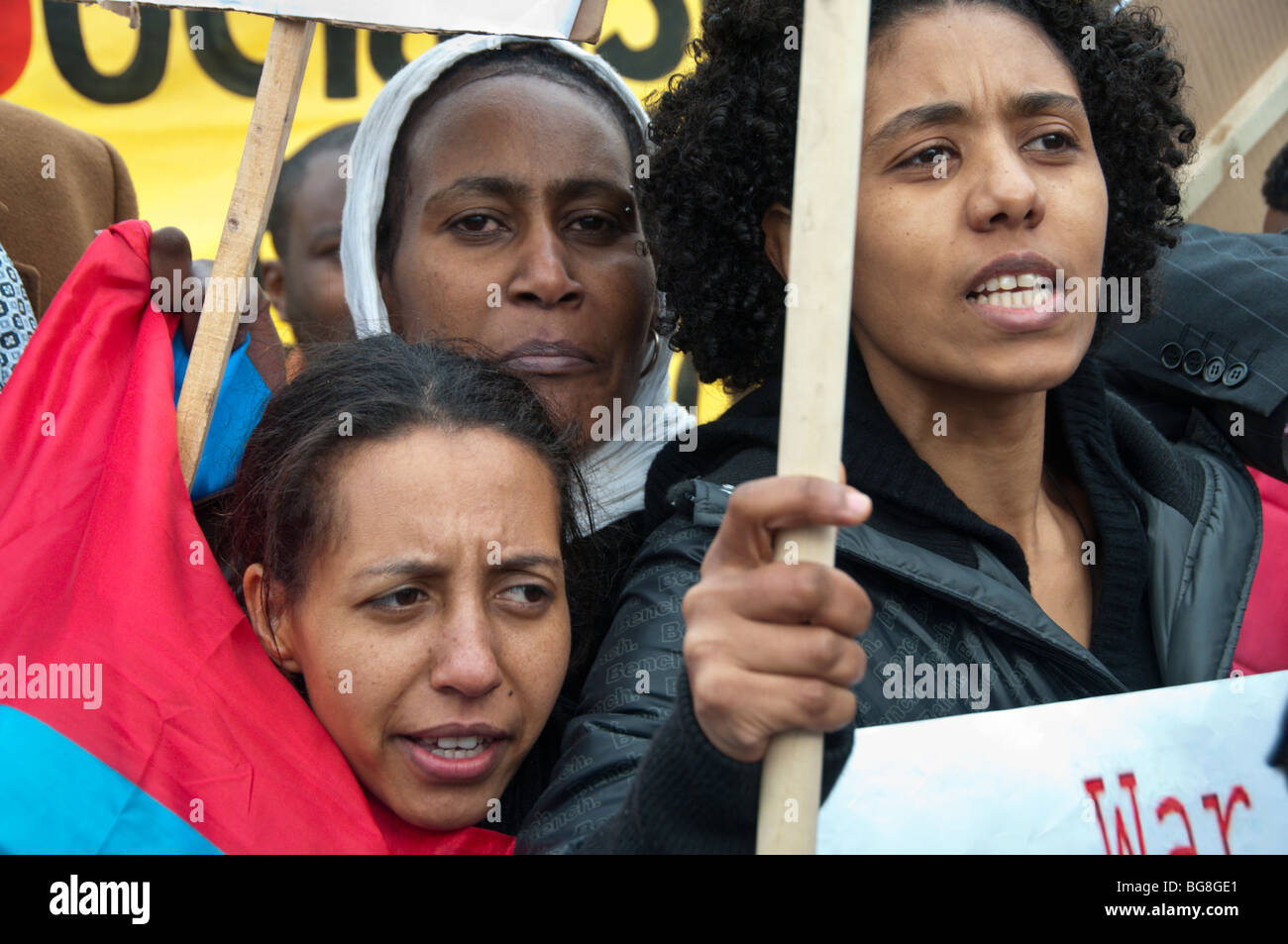 Gesichter der schwarzen afrikanischen Frauen in G20 Protest Aufruf für das Vereinigte Königreich in Ogaden eingreifen und Äthiopien in Ogaden und Oromo töten zu stoppen Stockfoto