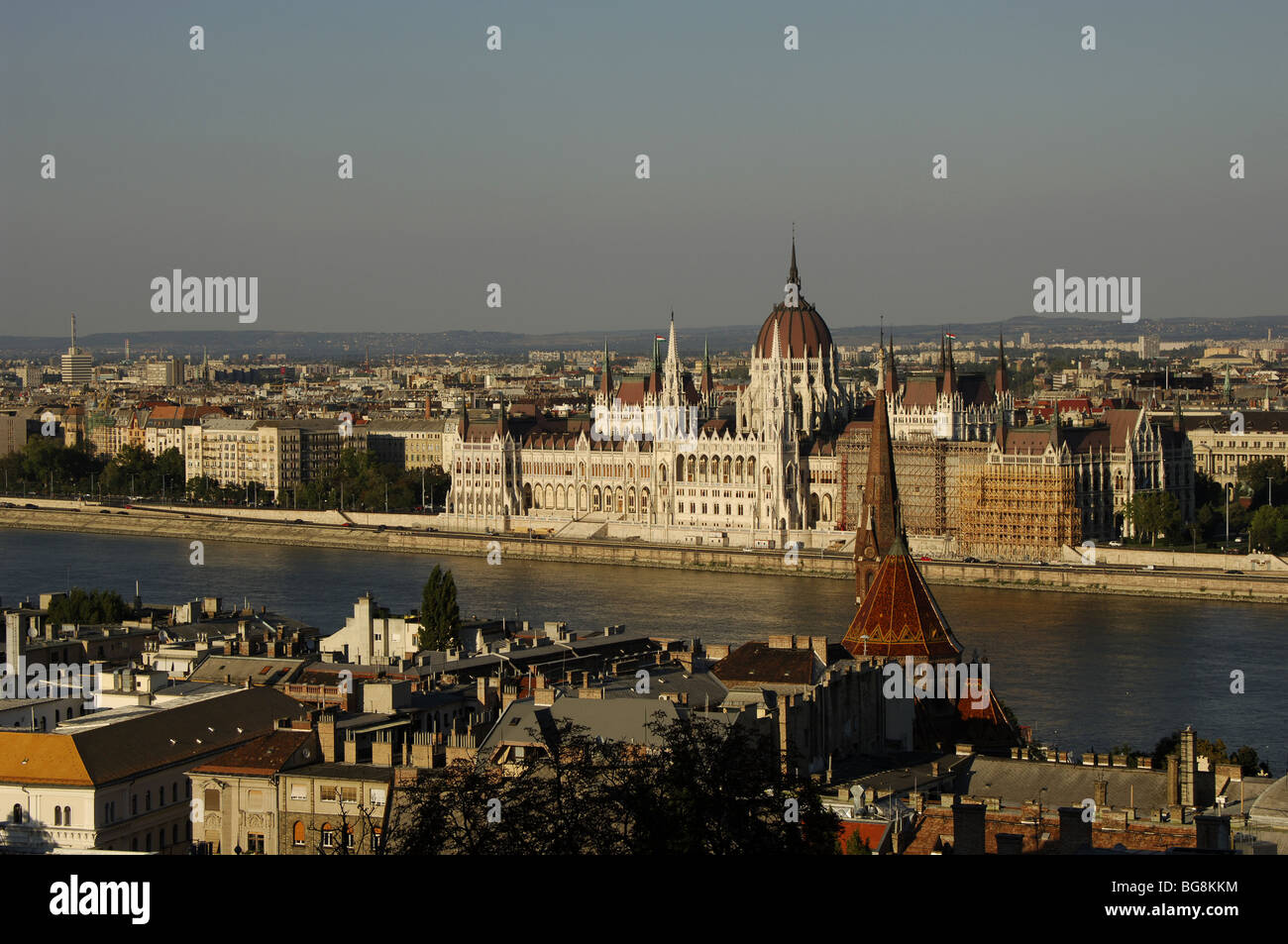 Ungarn. BUDAPEST. Donau mit der ungarischen Parlamentsgebäude. Stockfoto