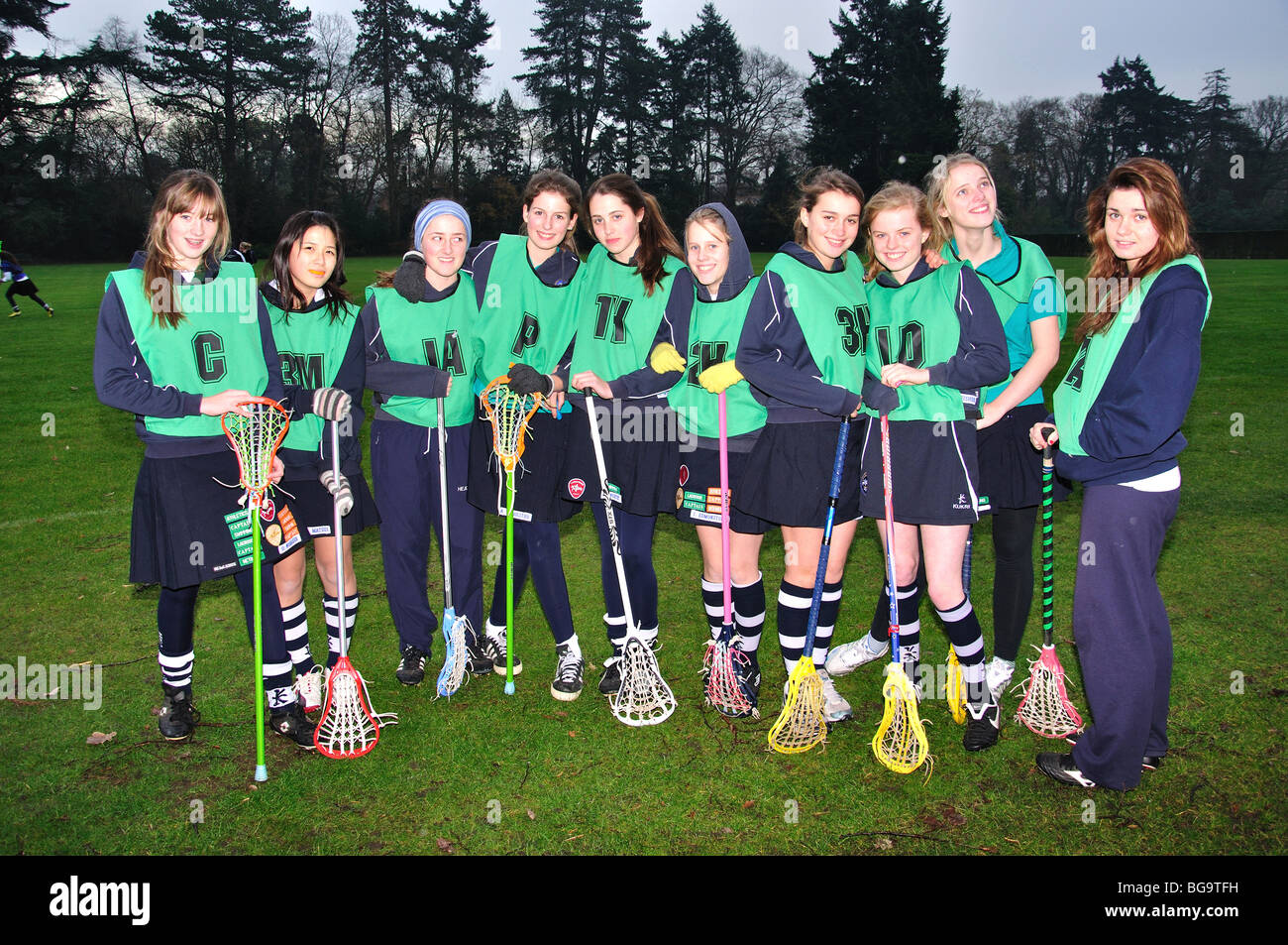 Haus-Lacrosse-Team, Heathfield St.Marys Schule, London Road, Ascot, Berkshire, England, Vereinigtes Königreich Stockfoto