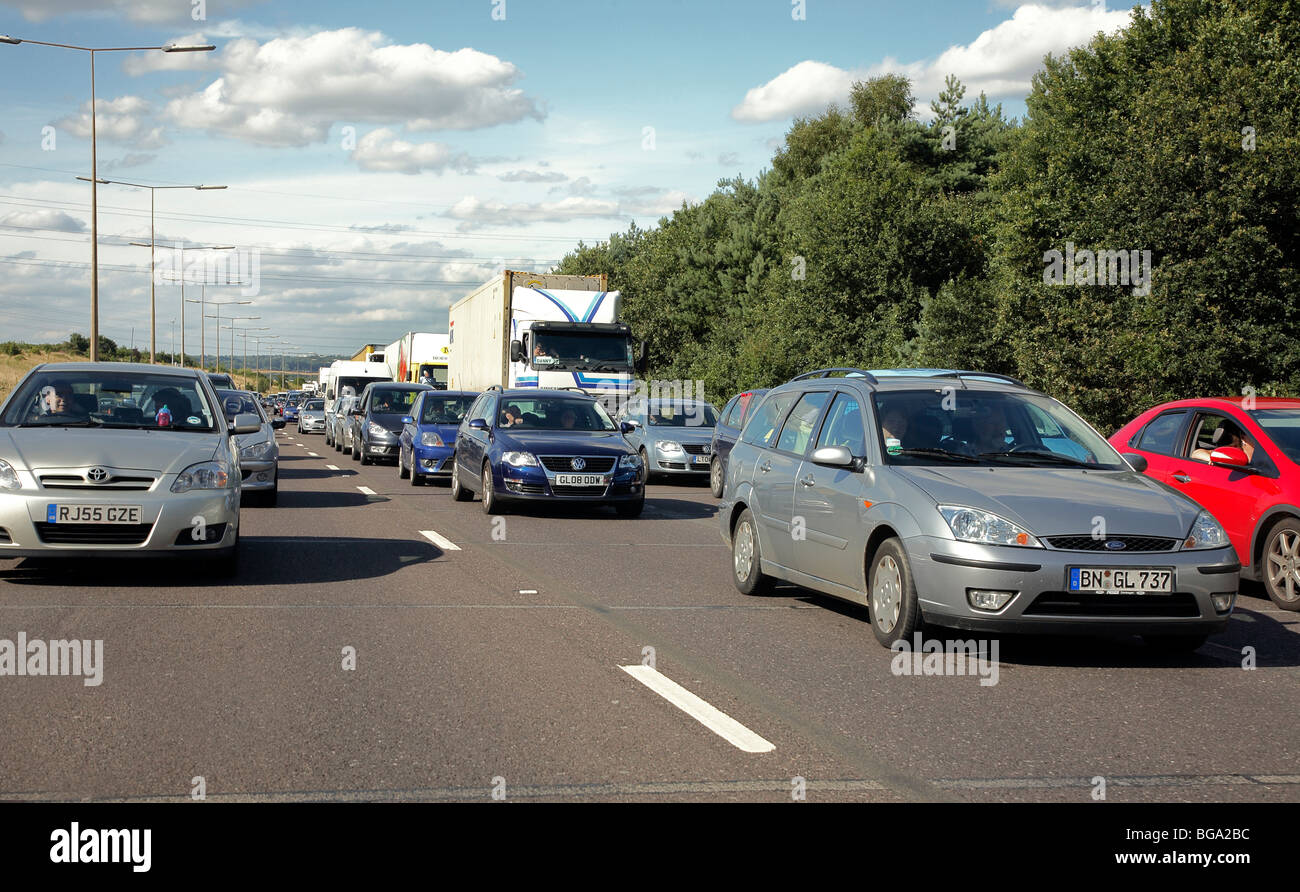 Stau auf der Autobahn M25. Stockfoto