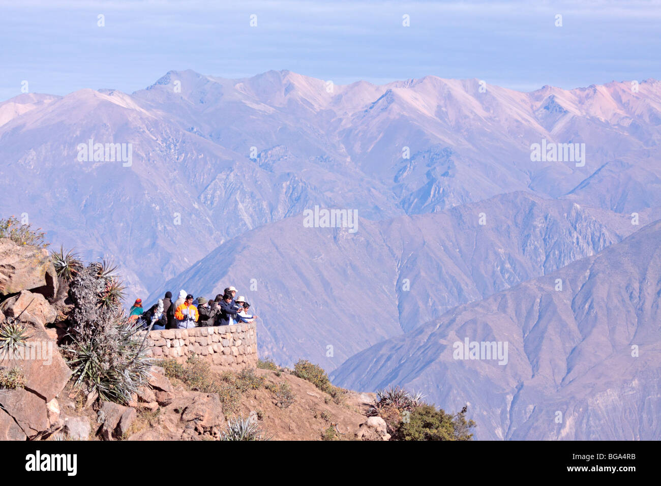 Aussichtsplattform im Colca Canyon, Anden, Peru, Südamerika Stockfoto