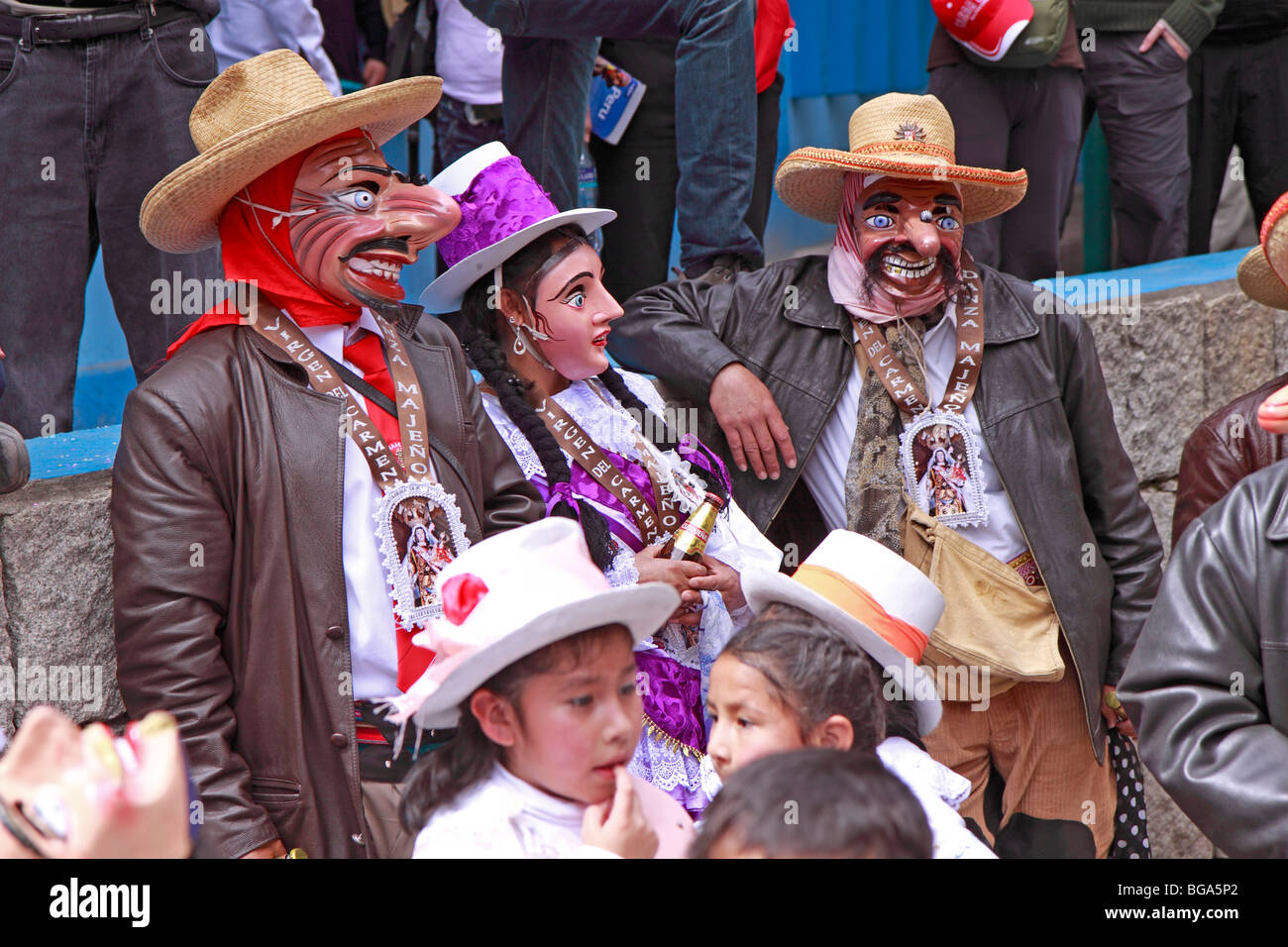 traditioneller Trachtenumzug in Aguas Calientes, Urubamba-Tal, Peru, Anden, Südamerika Stockfoto