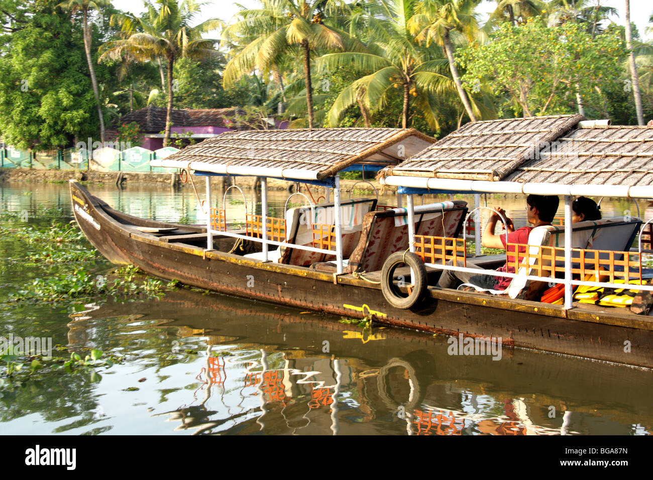 Kerala Tourismus, Bootsfahrt in Kumarakom Rücken Gewässern, Kottayam, Stockfoto