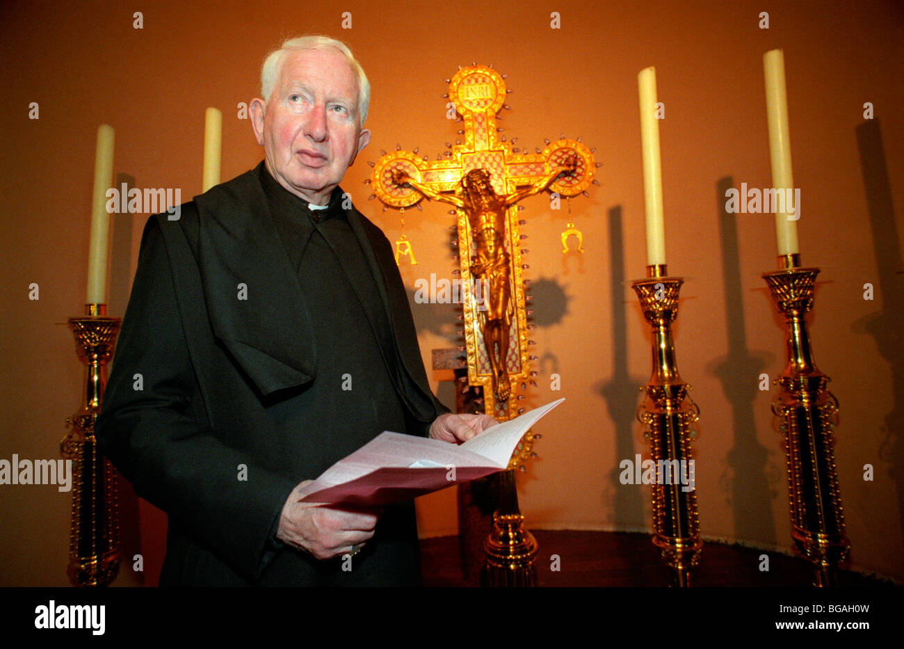 Kardinal Basil Hume, Oberhaupt der katholischen Kirche im Vereinigten Königreich der Erzbischof von Westminster (1976-1999) Stockfoto