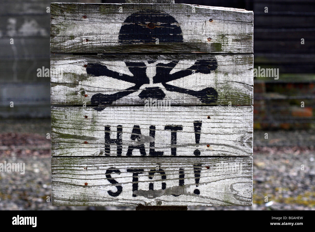 Warnzeichen bei Auschwitz I KZ, Auschwitz, Polen Stockfoto