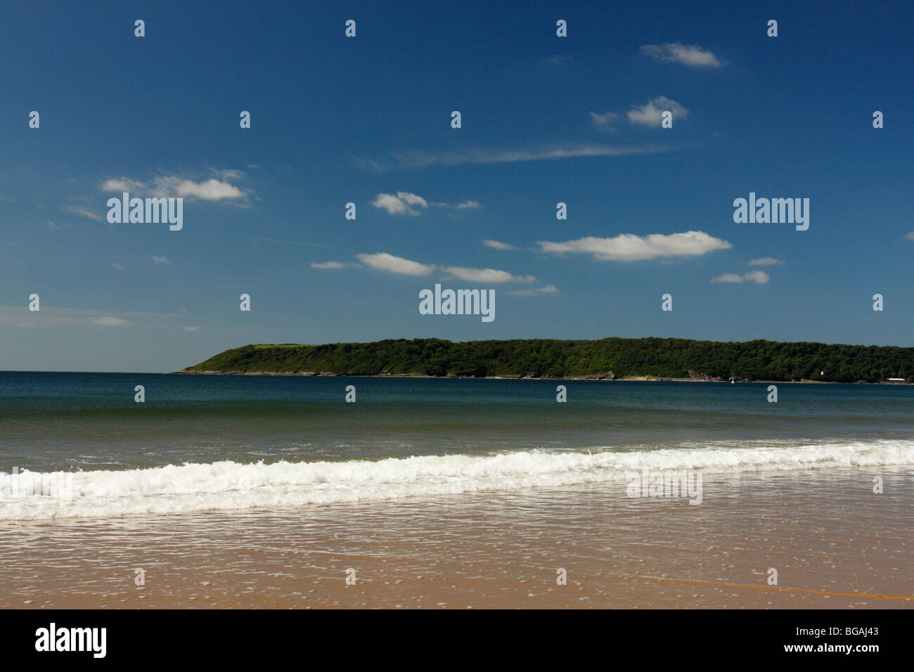 Blick über Oxwich Strand in Richtung Oxwich Punkt, Gower Halbinsel, Süd-Wales, Großbritannien Stockfoto