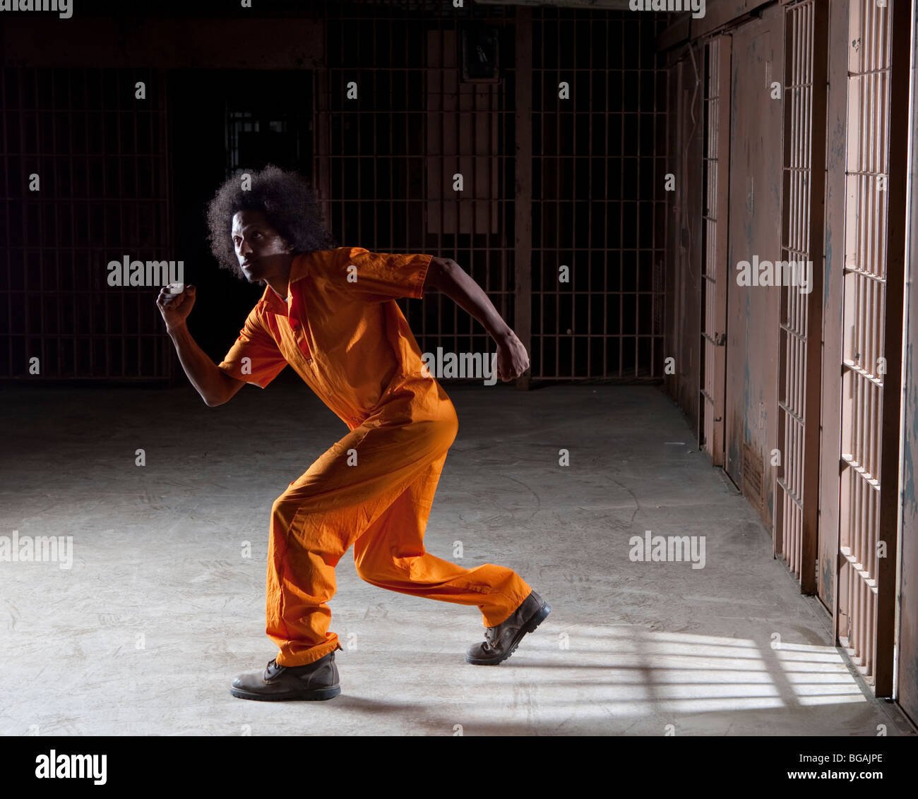 Afrikanische amerikanische Mann im Gefängnis Stockfoto
