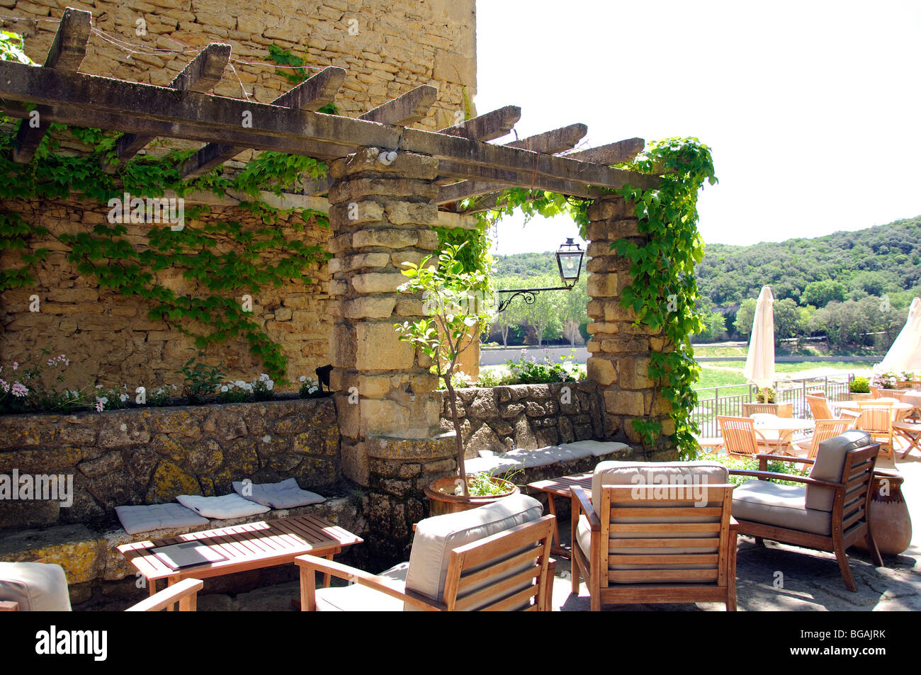 Hotel Restaurant Le Vieux Moulin an der Pont du Gard, Provence, Frankreich Stockfoto