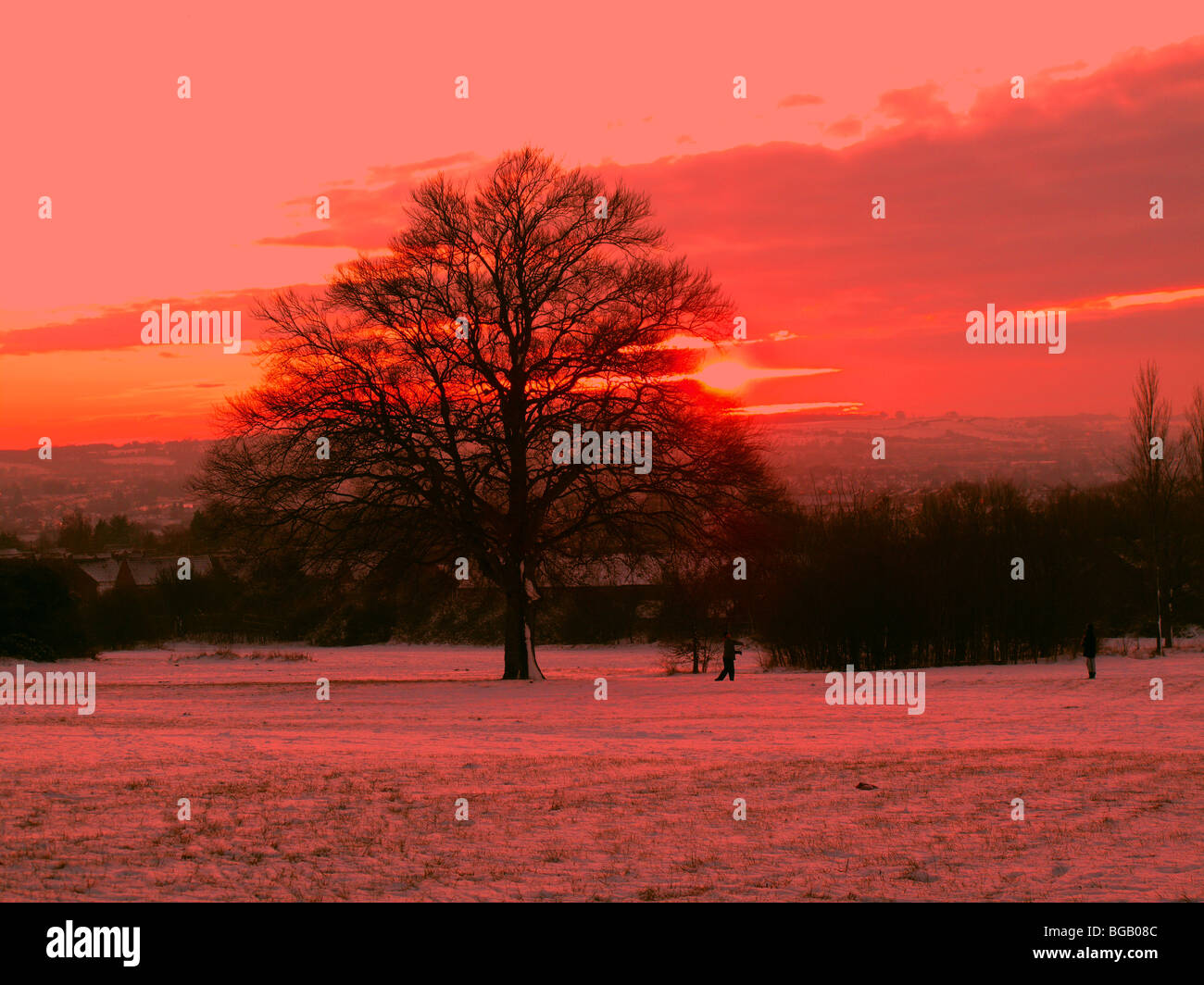 Winter-Sonnenuntergang in Luton, Winter Wonderland Stockfoto