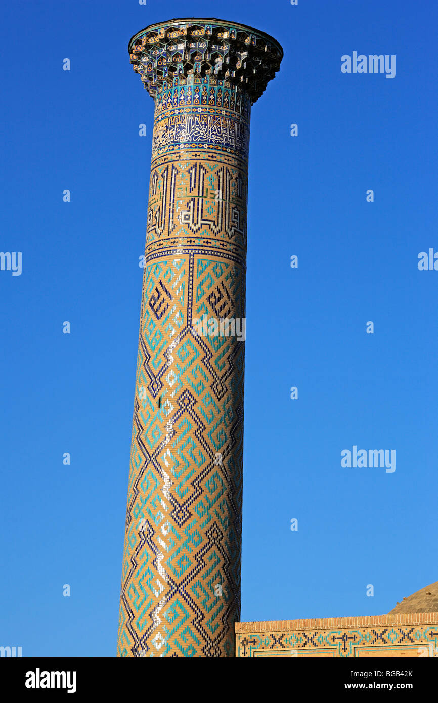 Minarette der Ulugh beg Medresen, Registan-Platz, Samarkand, Usbekistan Stockfoto