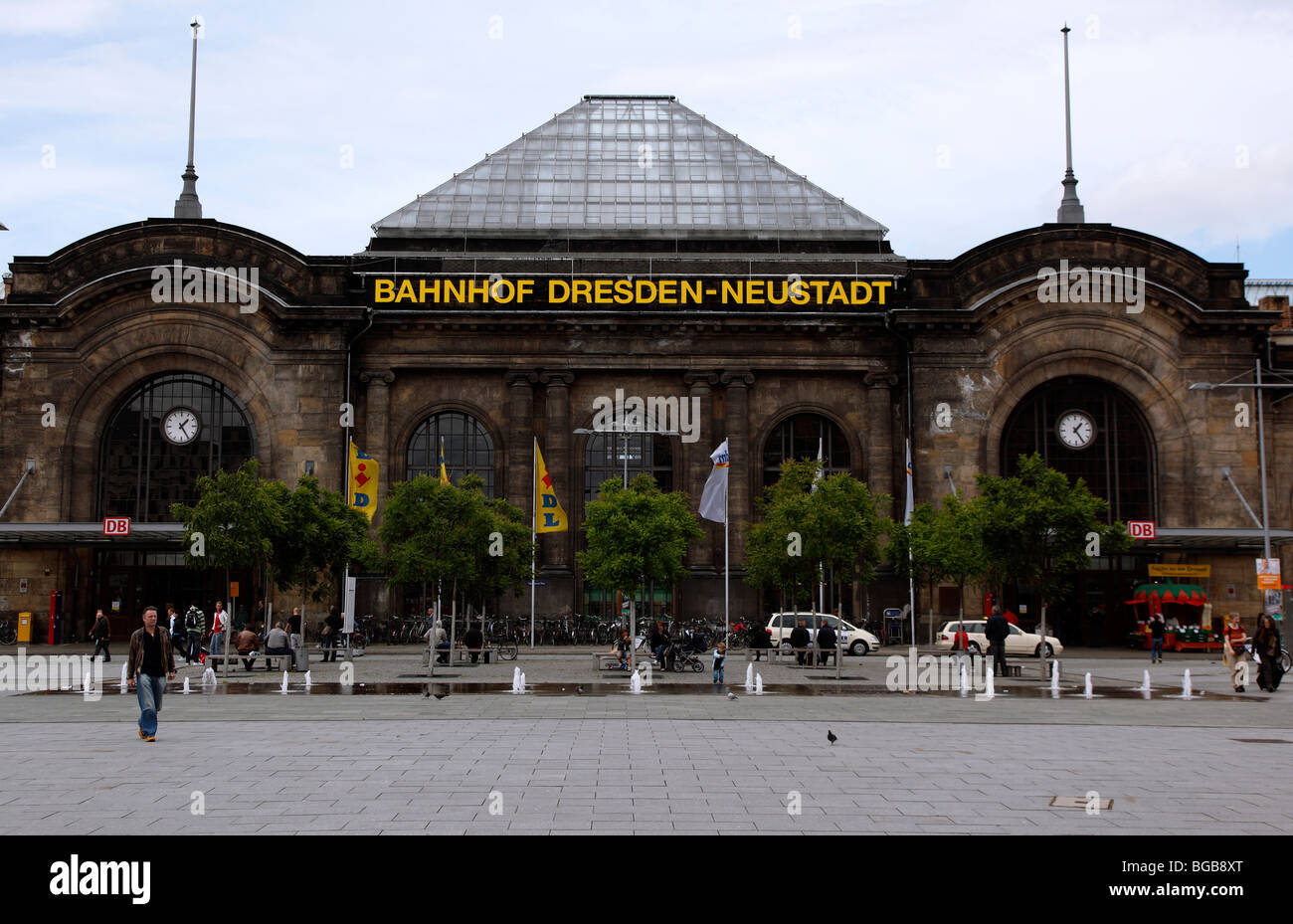 Deutschland, Sachsen, Dresden, äußere des neuen Bahnhof, Bahnhof