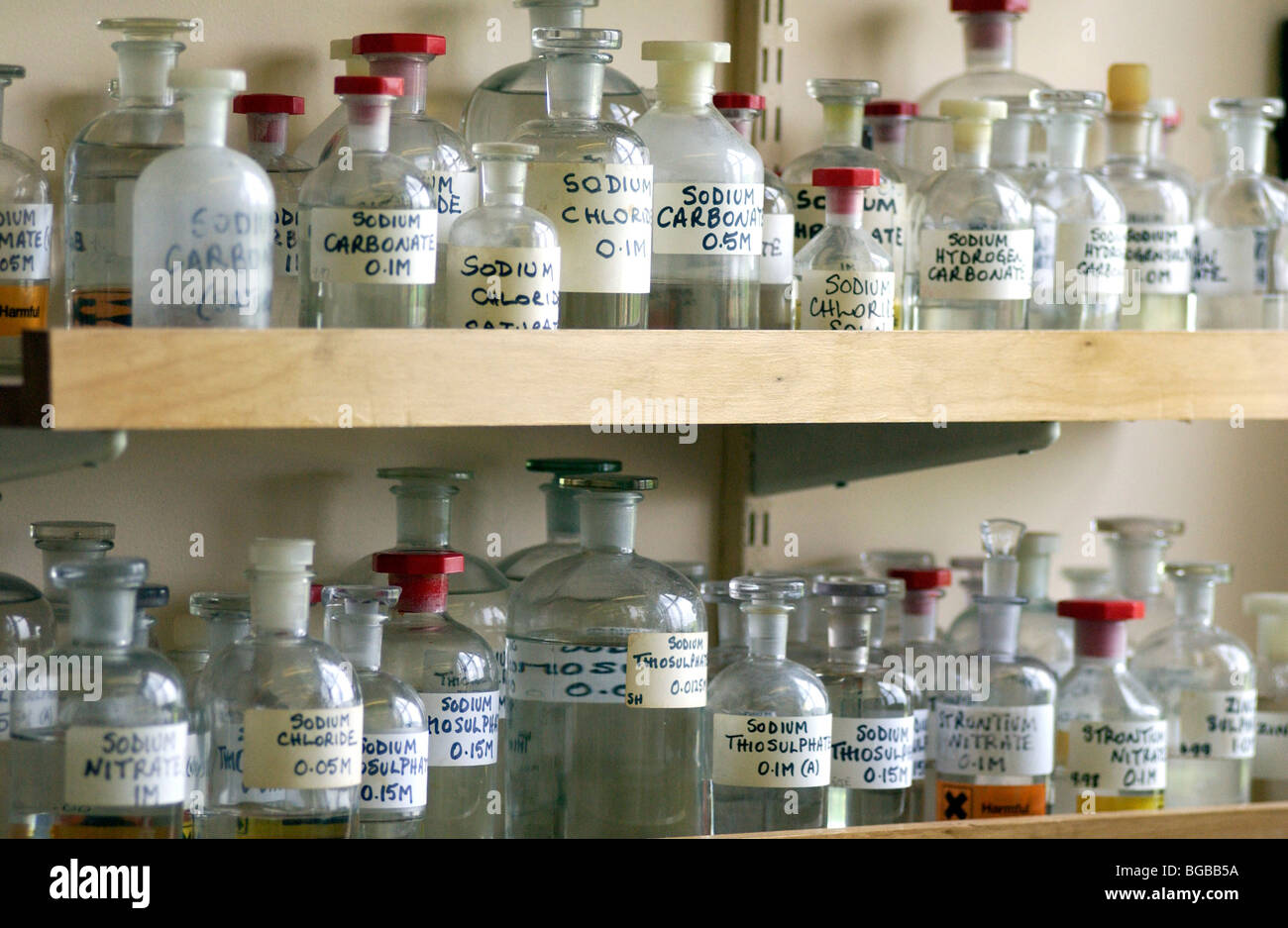 Lizenzfreie kostenlose Foto der Student Chemie Biologie Flasche Wissenschaftsbildung UK Stockfoto