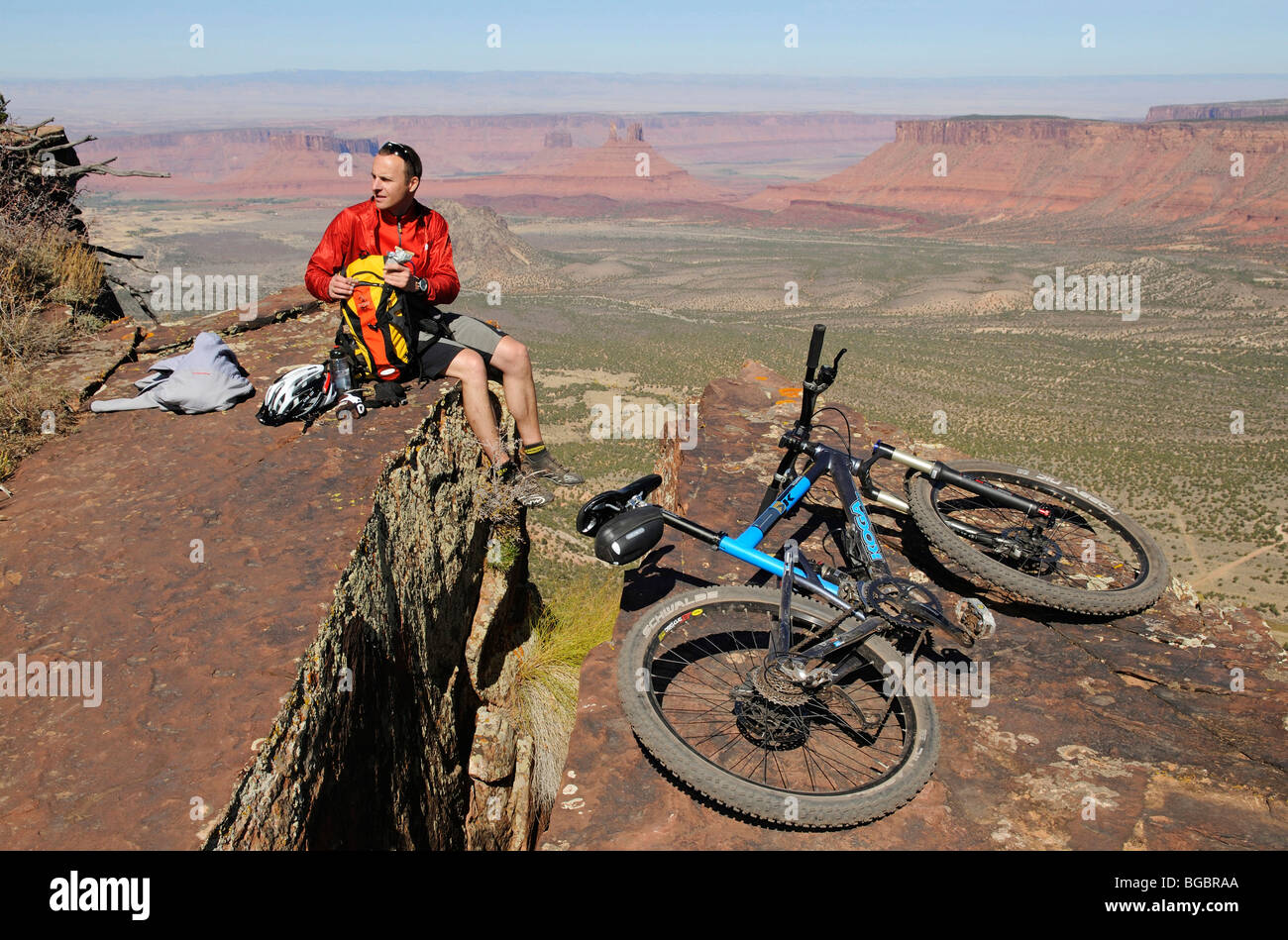 Mountain Biker, Porcupine Rim Trail, Castle Valley, Moab, Utah, USA Stockfoto