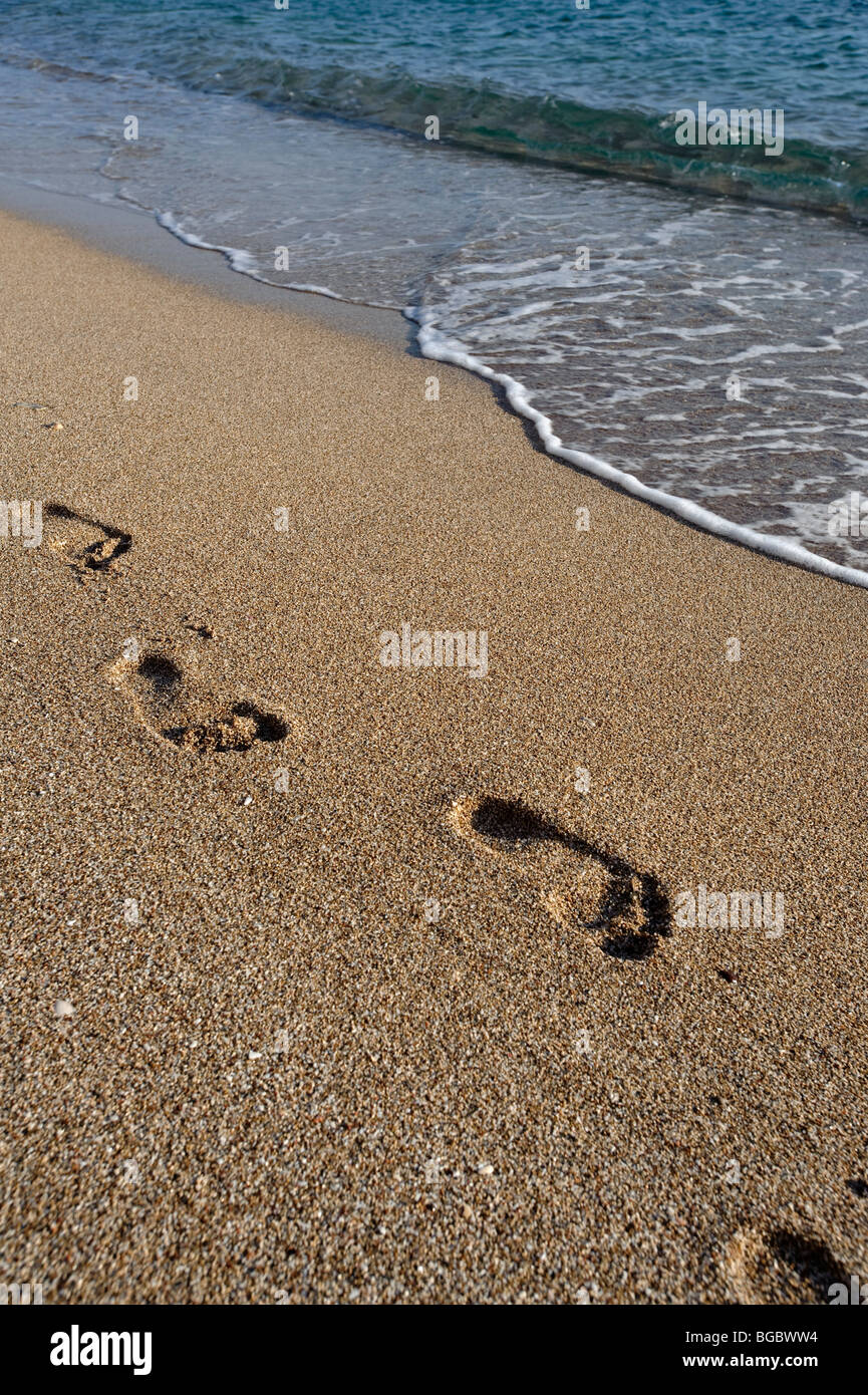 Fussspuren im sand -Fotos und -Bildmaterial in hoher Auflösung – Alamy