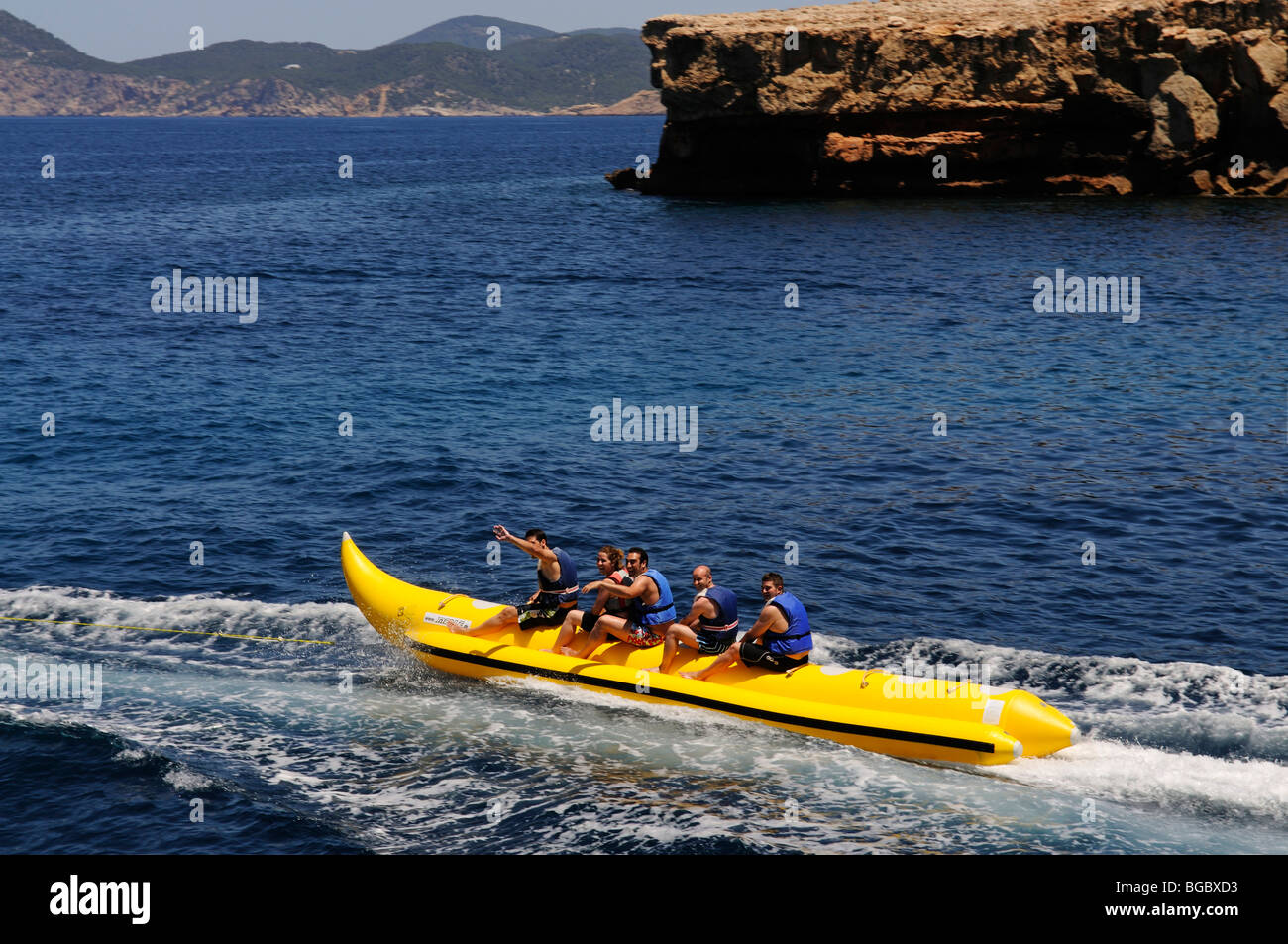 Banana-Boat fahren, Cala Bassa, Ibiza, Kiefer-Inseln, Balearen, Spanien, Europa Stockfoto
