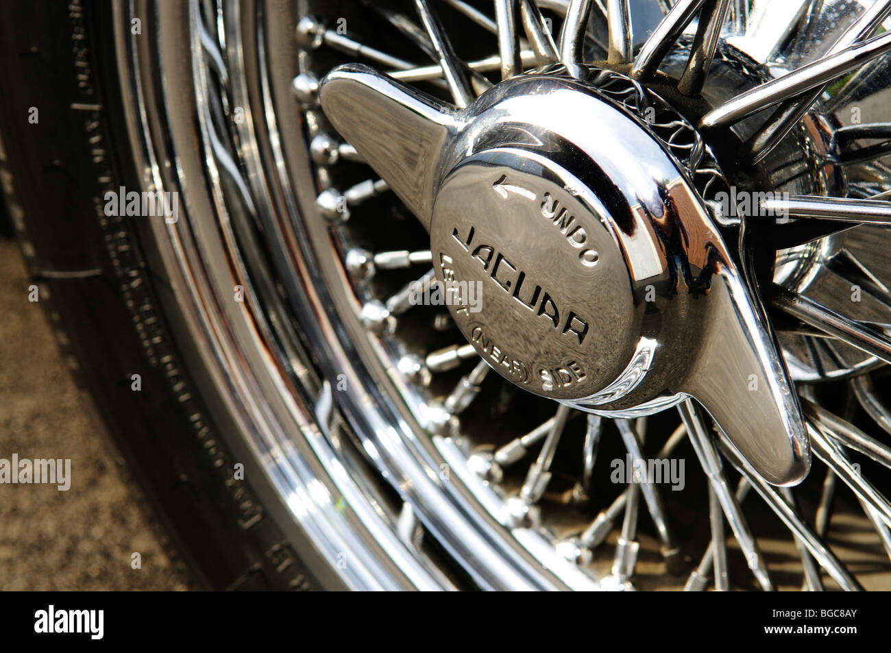 Jaguar E-Type 4,2 Ltr, Rad-detail Stockfoto