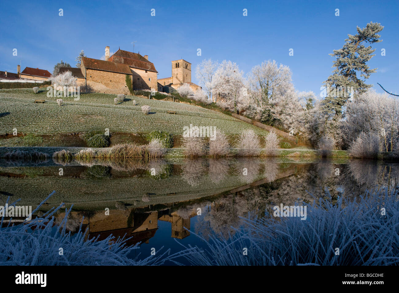 Briant Dorf. Landschaft von Burgund im winter Stockfoto