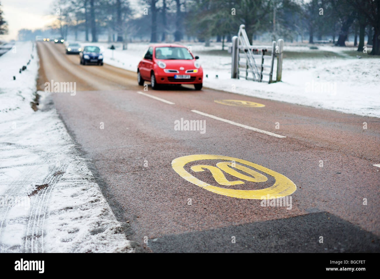 20 km/h Höchstgeschwindigkeit in Richmond Park, Surrey, England, UK Stockfoto