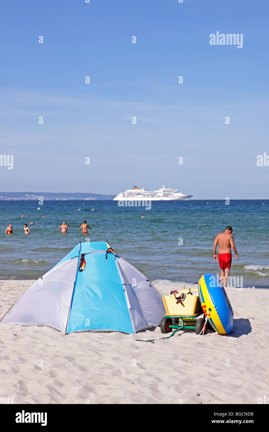 Cruise Liner MS Europa Verankerung aus Binz, Insel Rügen, Mecklenburg-West Pomerania, Deutschland Stockfoto