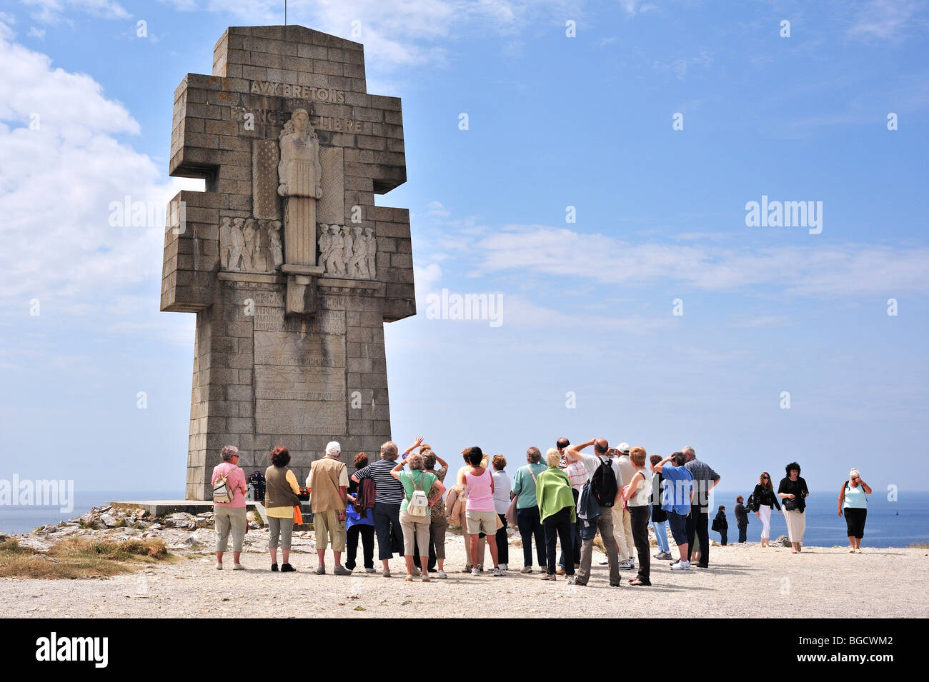 WW2-Denkmal der Bretonen des freien Frankreich / Kreuz des Pen Hir / Croix de Pen-Hir, Pointe de Pen-Hir, Bretagne, Frankreich Stockfoto