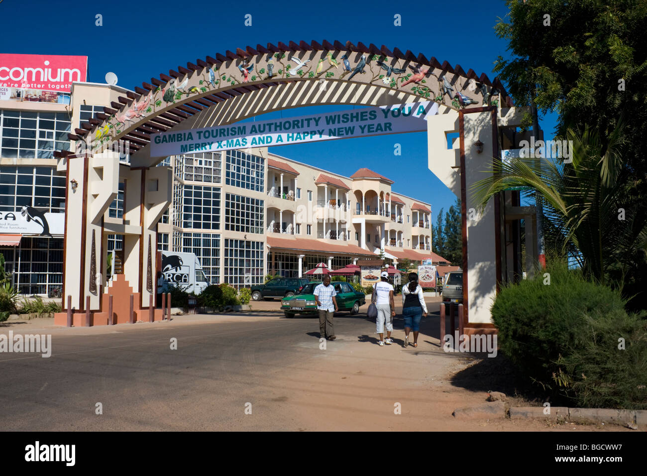 Eingang zur Hotelzone, Kotu, Gambia, Afrika Stockfoto