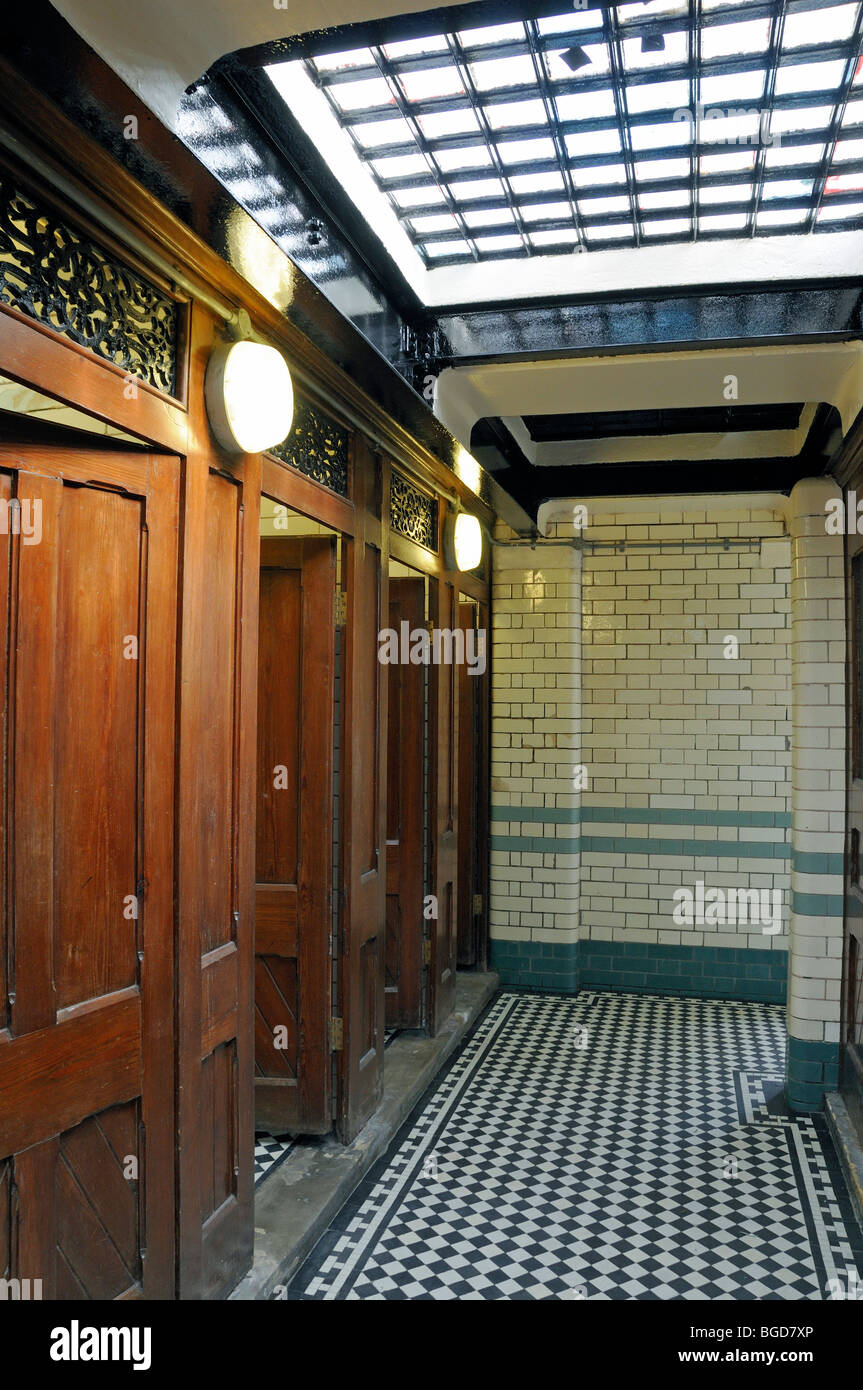 Innenraum u öffentliche Toilette Süden Ende grün Hampstead London England UK Stockfoto