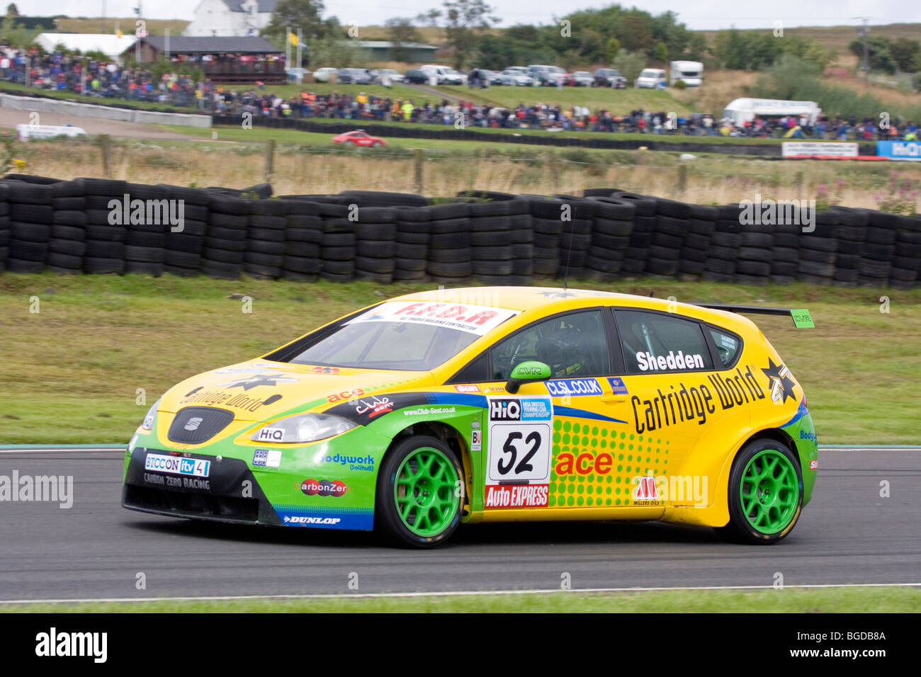 Gordon Shedden fahren SEAT Leon 2009 Rasse British Touring Car Championships in Knockhill Circuit, Fife, Schottland Stockfoto