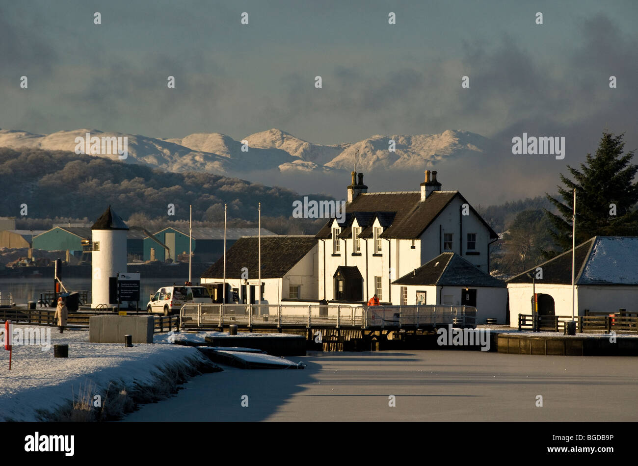 Der Eingang zu der Caledonian Canal bei Corpach Becken Stockfoto