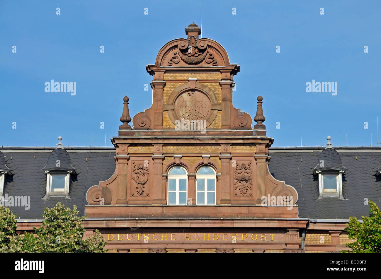 Historische, leerstehende Gebäude an die Deutsche Bundespost Deutschen Bundespost, Poststrasse in Duisburg, NRW-Westpha Stockfoto
