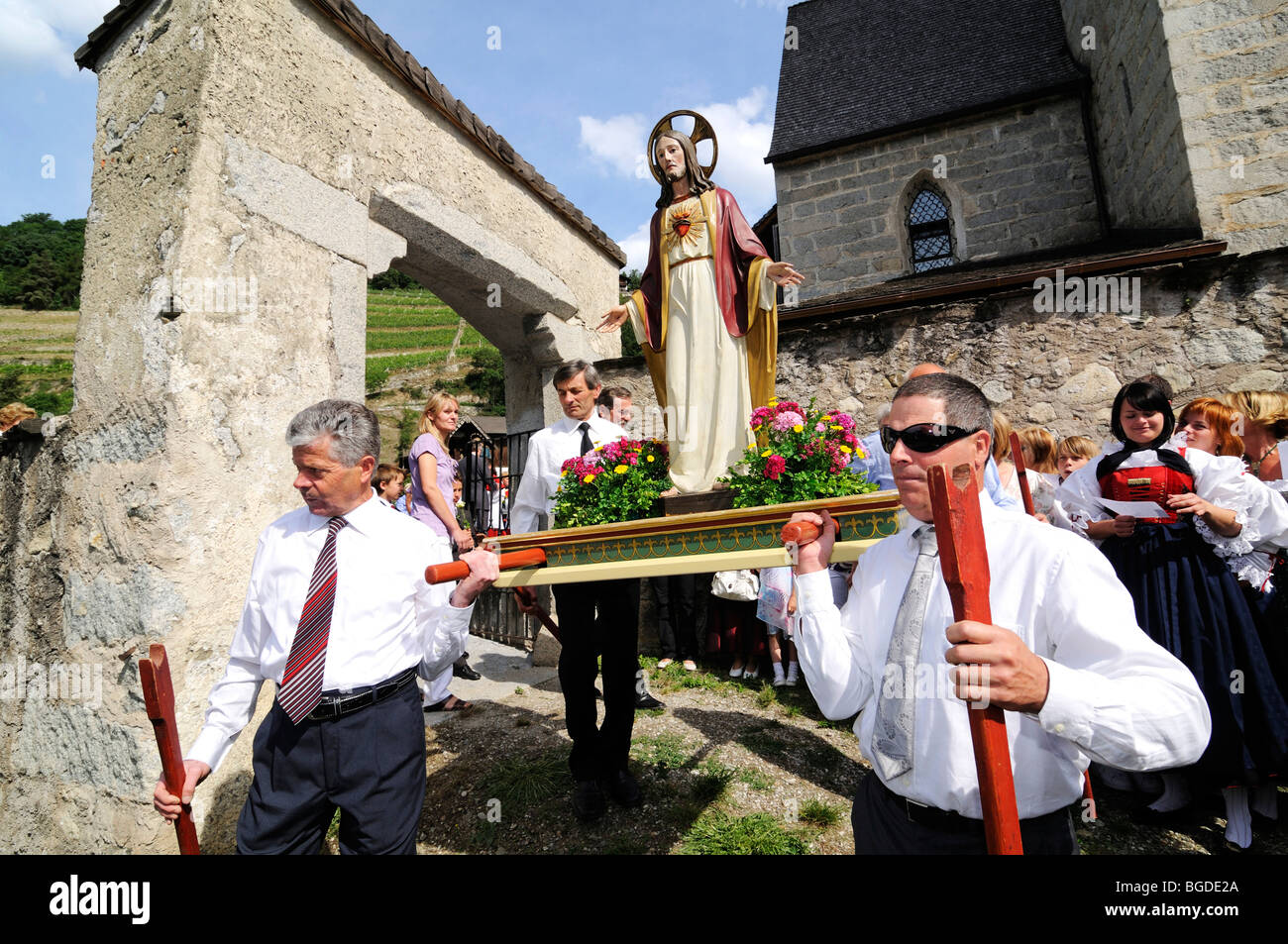 Herz-Jesu-Prozession, Heiliges Herz Prozession in Feldthurns, Brixen, South Tyrol, Italien, Europa Stockfoto