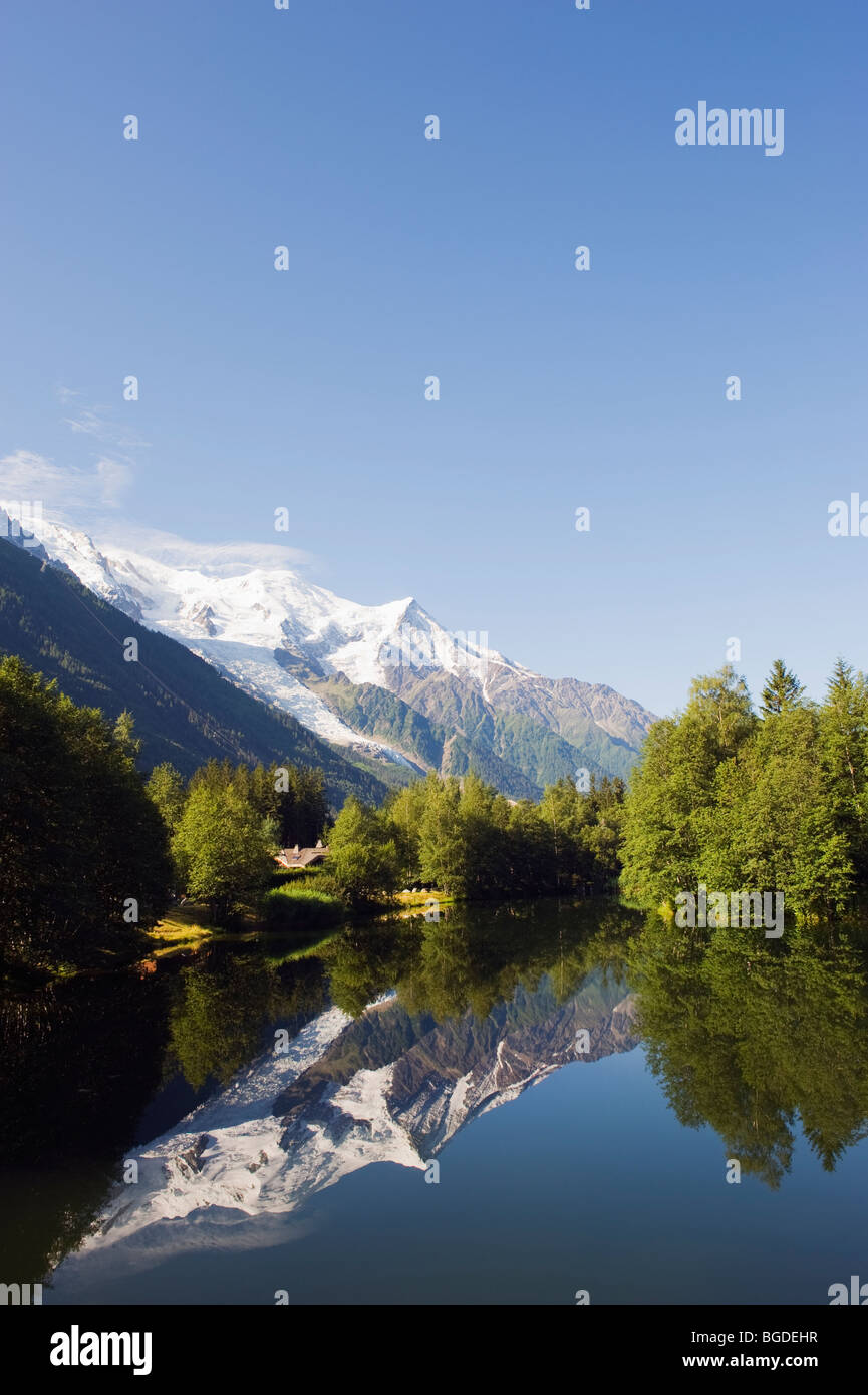 Mont Blanc und Tal von Chamonix, Rhône-Alpes, Frankreich Stockfoto