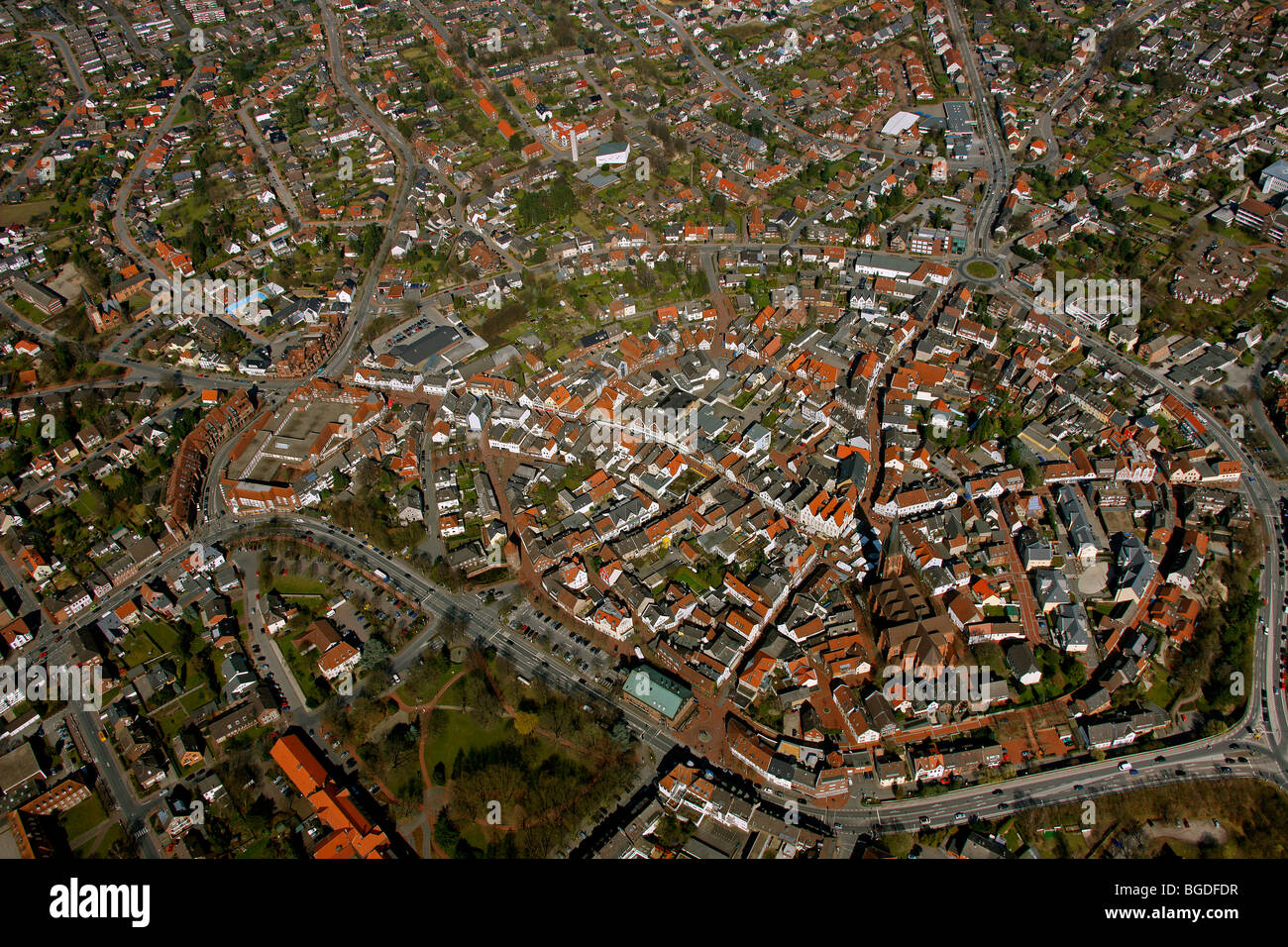 Luftaufnahme, Sixtuskirche Kirche, Marktplatz am Markt Tag, Haltern, Münsterland Gebiet, Region Ruhrgebiet, Nordrhein-Westph Stockfoto