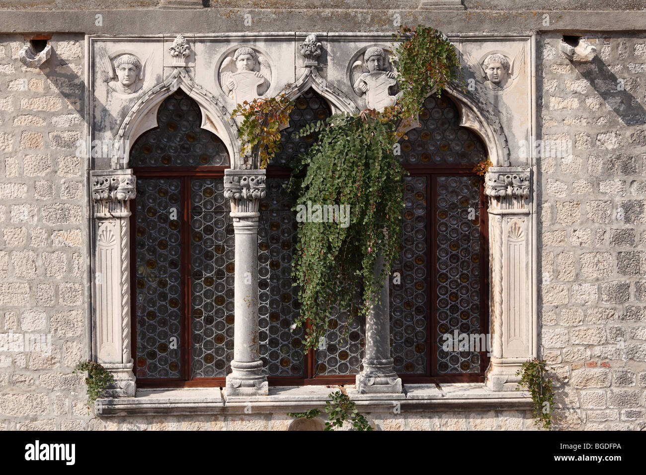 Fenster des Palais Cipiko Palast, Trogir, Dalmatien, Kroatien, Europa Stockfoto