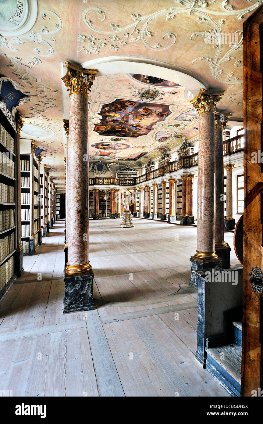 Bibliothek in der Benediktiner Abtei in Ottobeuren, Bayern, Deutschland, Europa Stockfoto