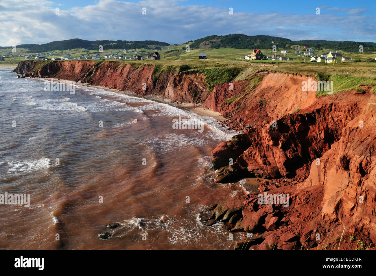 Rote Klippen am Cap du Sud, Bassin, Ile du Havre Aubert, Iles De La