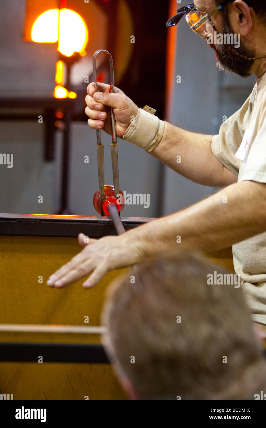 Herstellung von Glas im Corning Museum des Glases in Corning, New York Stockfoto