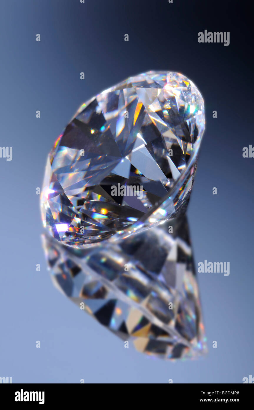 Runde-Cut Diamanten (synthetisch - Cubic Zirkonia) Stockfoto