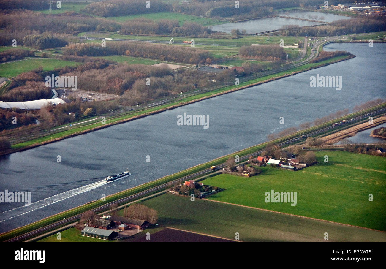 Niederlande: Amsterdam-Rhein-Schiff-Kanal Stockfoto
