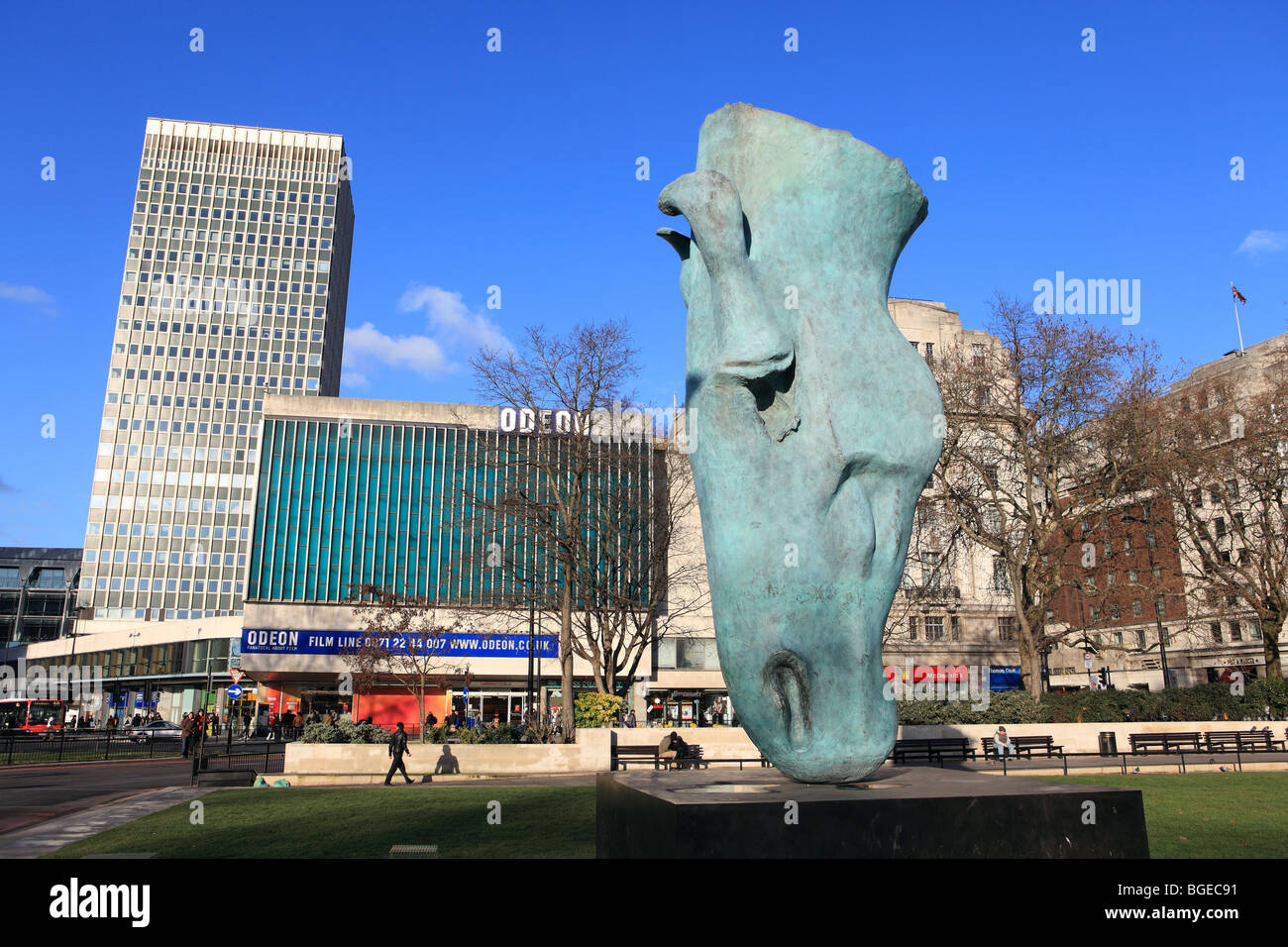 Vereinigtes Königreich West London Marble arch Statue eines riesigen Pferde-Kopf Stockfoto