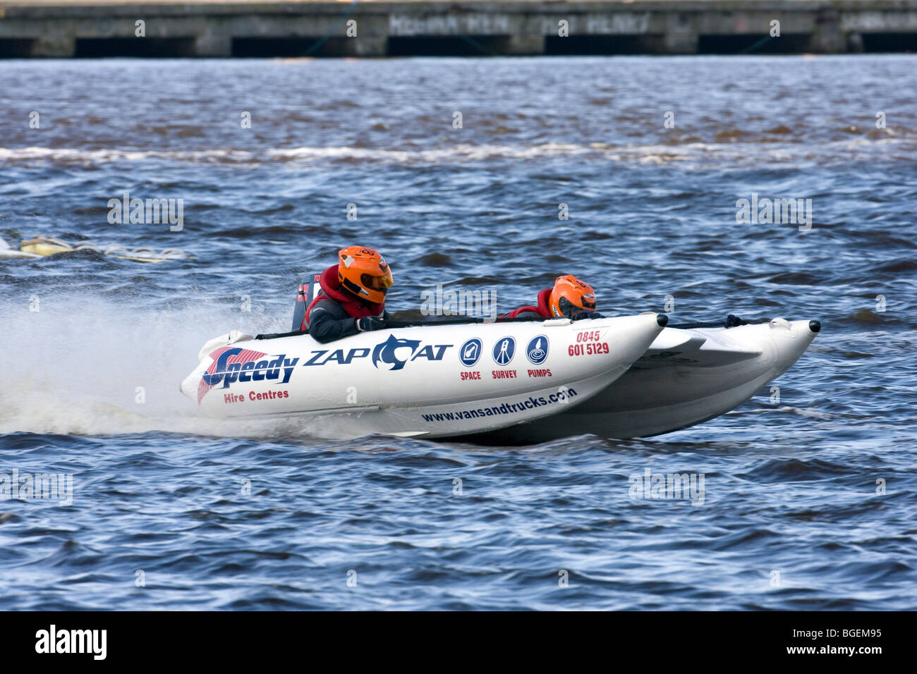 Team-Speedy Hire - Zapcat Meisterschaft 2009 - Hafen von Leith, Edinburgh Stockfoto