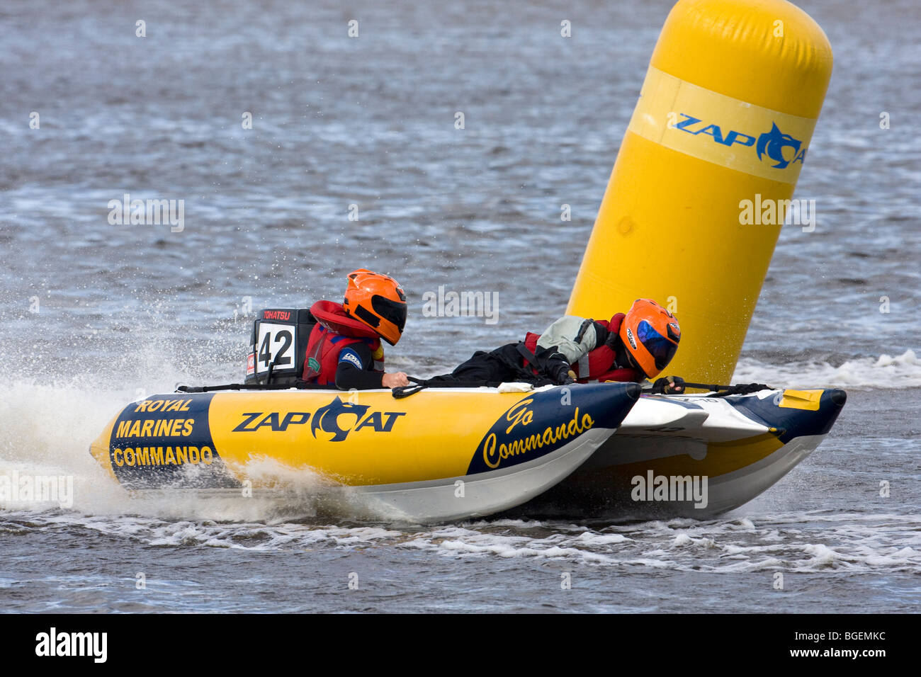 Königliche Marine-Team gehen Commando - Zapcat Meisterschaft 2009 - Hafen von Leith, Edinburgh Stockfoto