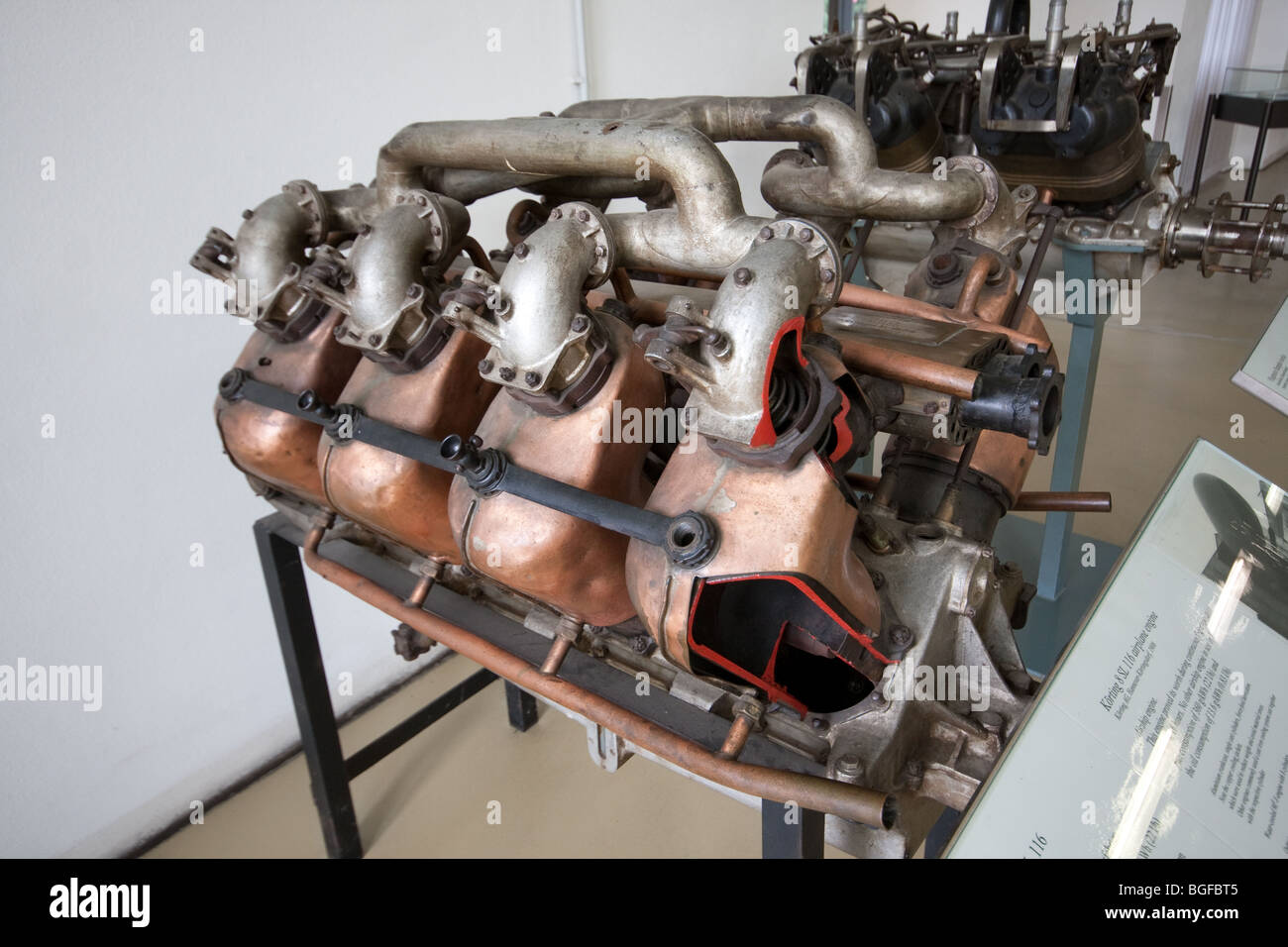 Altes Flugzeug Motor im Deutschen Museum: Oberschleißheim Flugplatz - Bayern, Deutschland Stockfoto