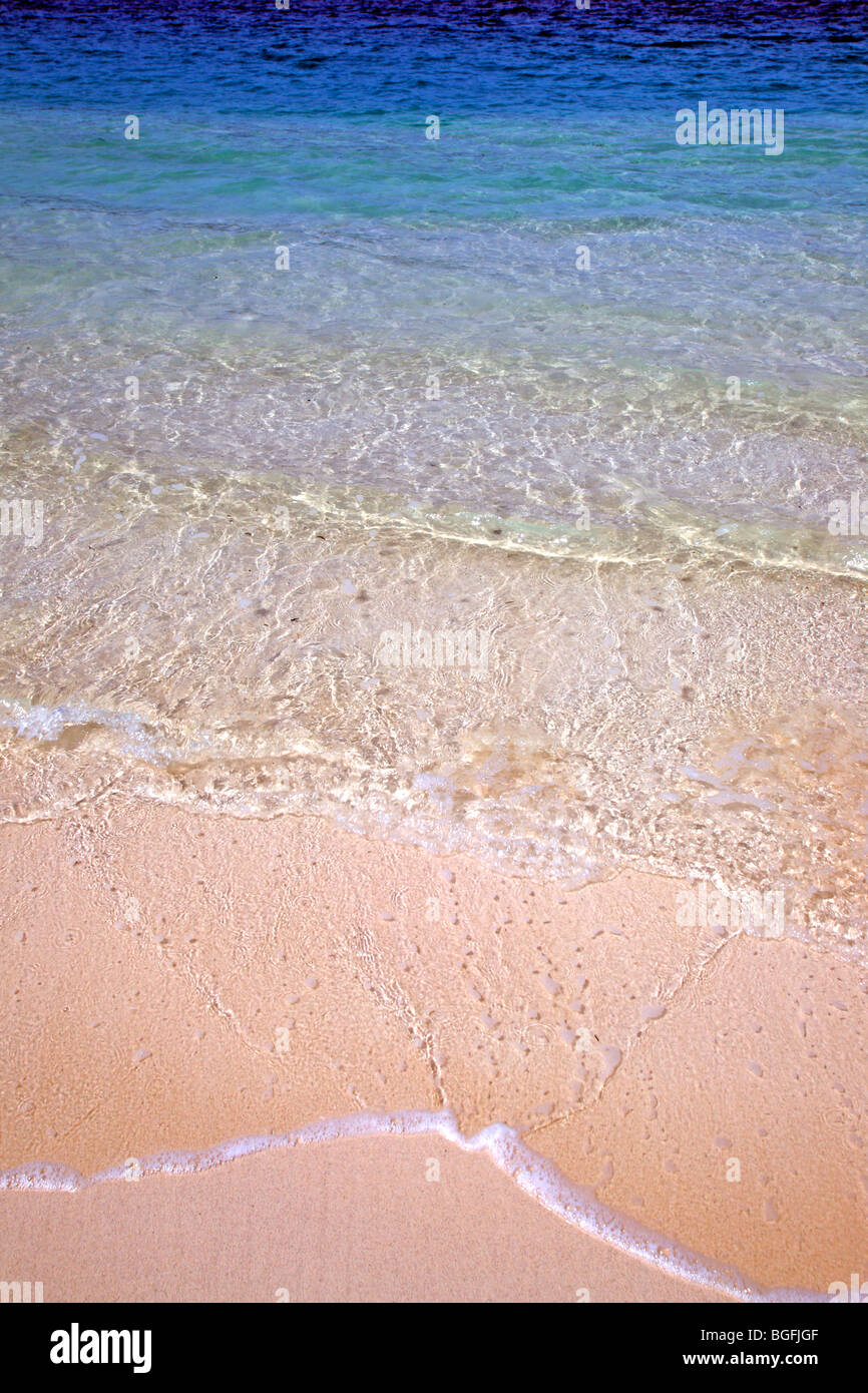 Strand auf der Insel Simakakang. Mentawai-Inseln, Sumatra, Indonesien, Südostasien, Asien Stockfoto